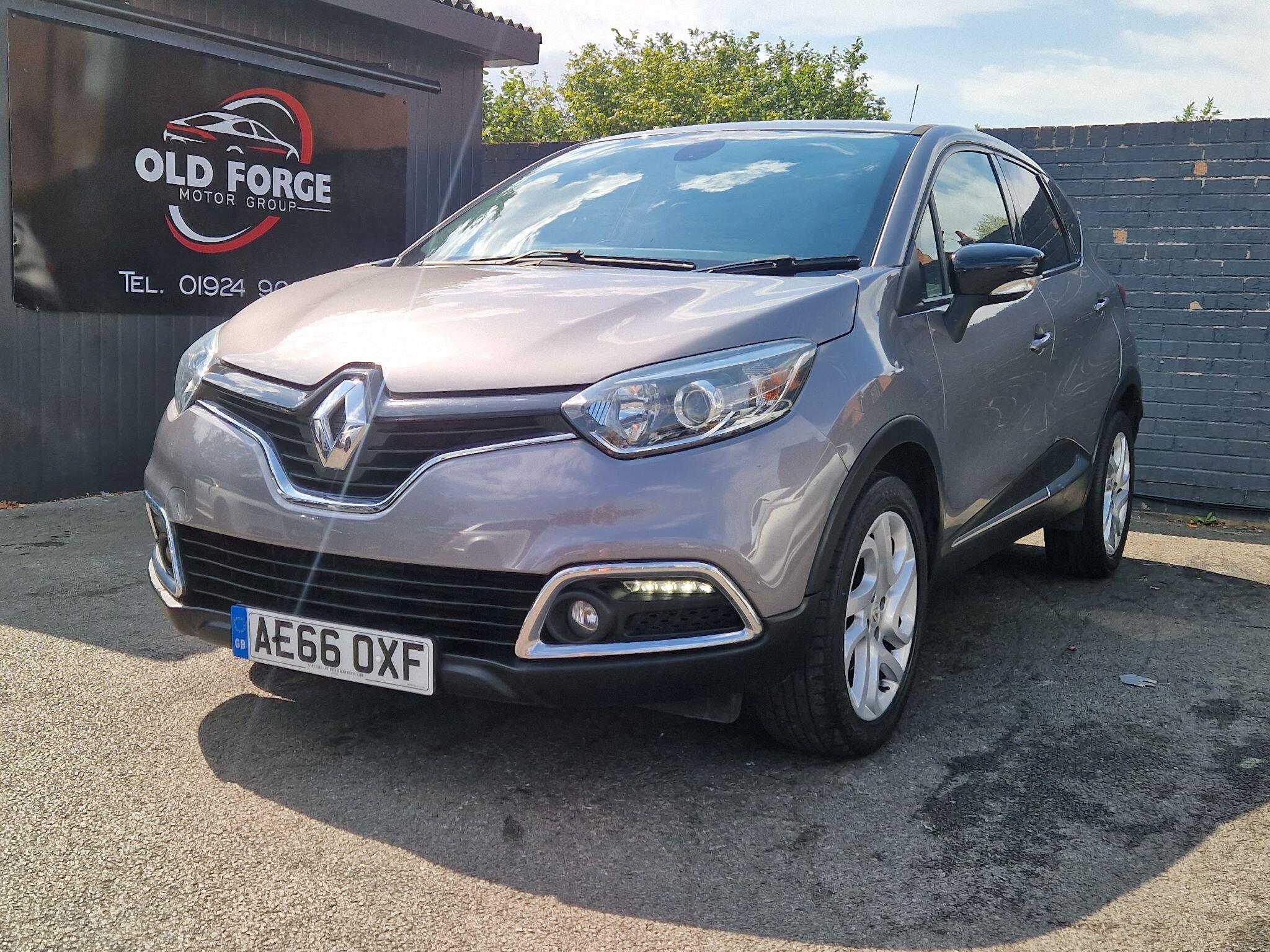 Renault Captur - Image 18