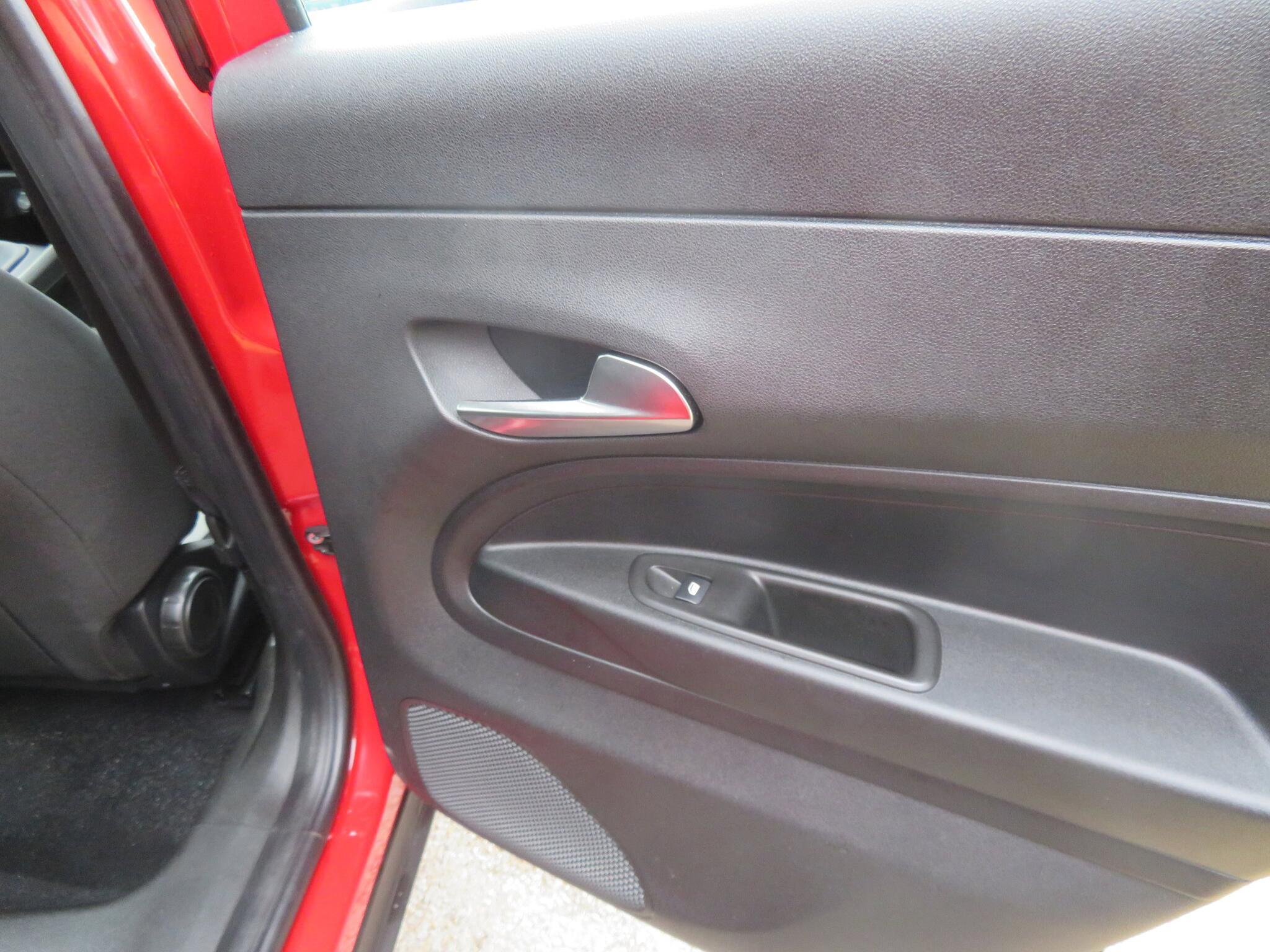Jeep Avenger - Image 18