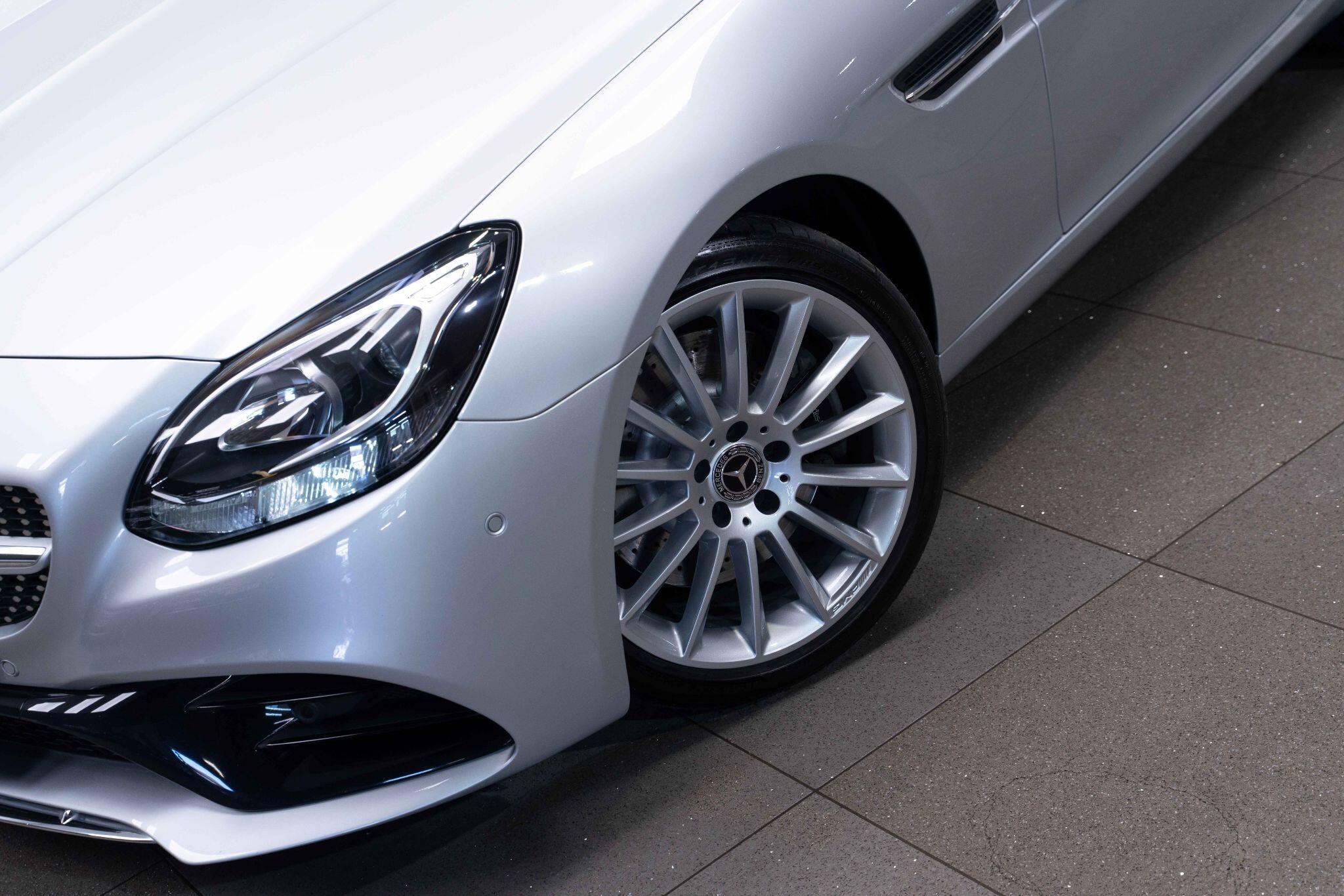 Mercedes SLC - Image 22