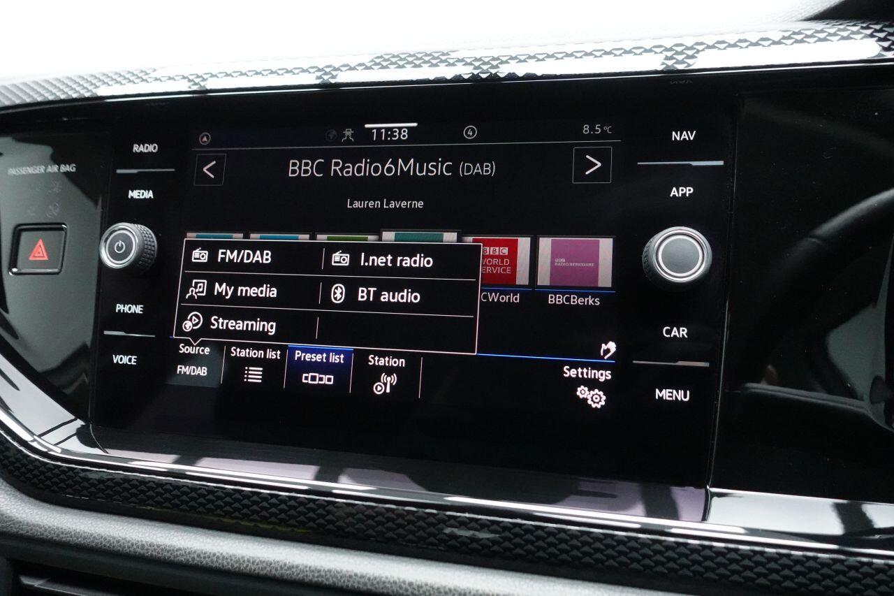 Volkswagen Polo - Image 31