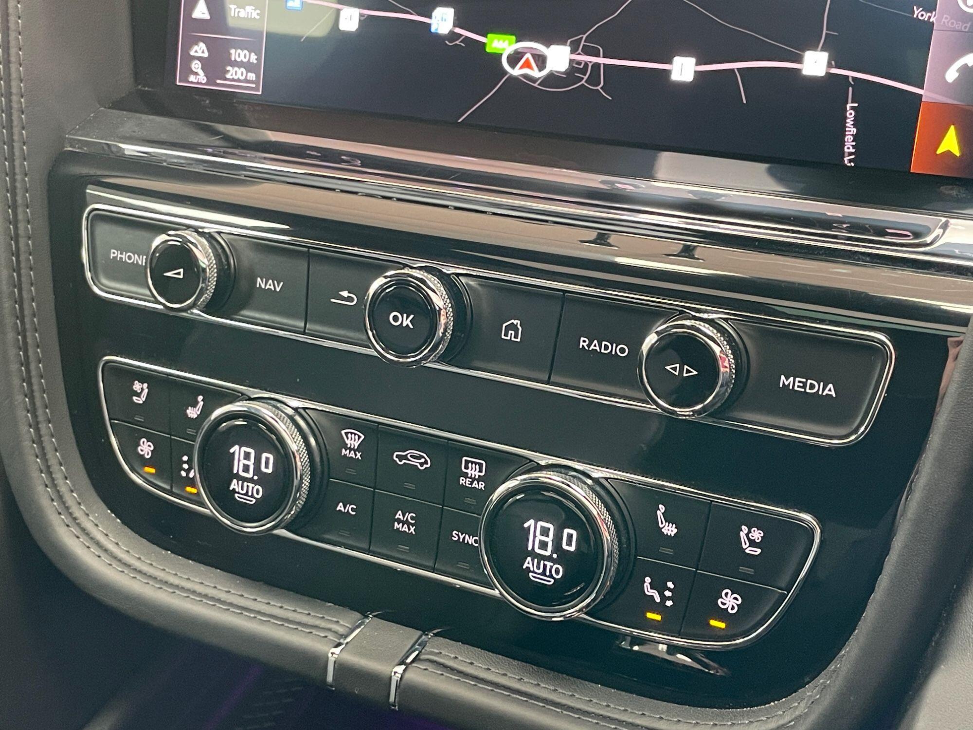 Bentley Bentayga - Image 57