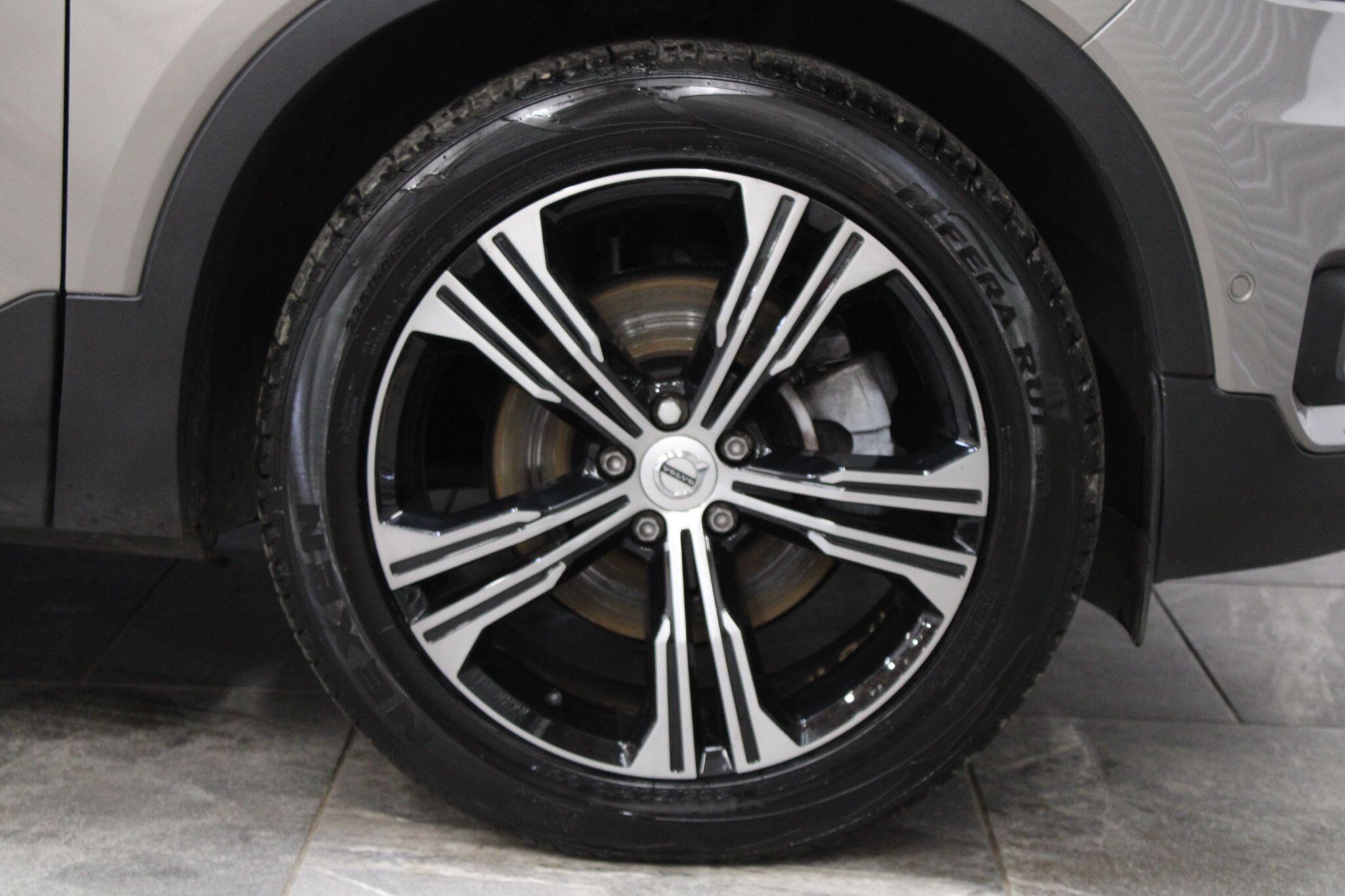 Volvo XC40 - Image 9