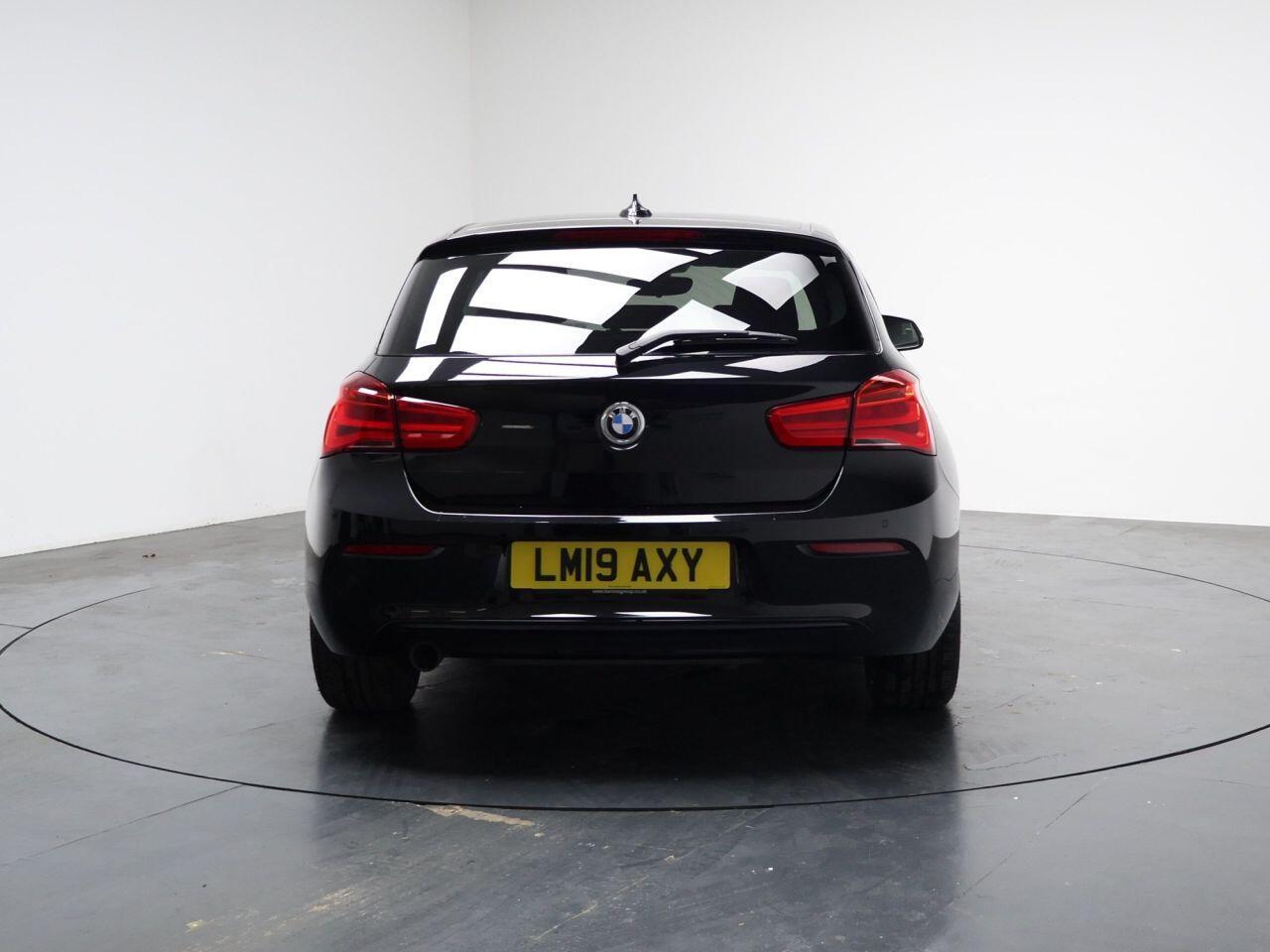 BMW 1 Series - Image 11