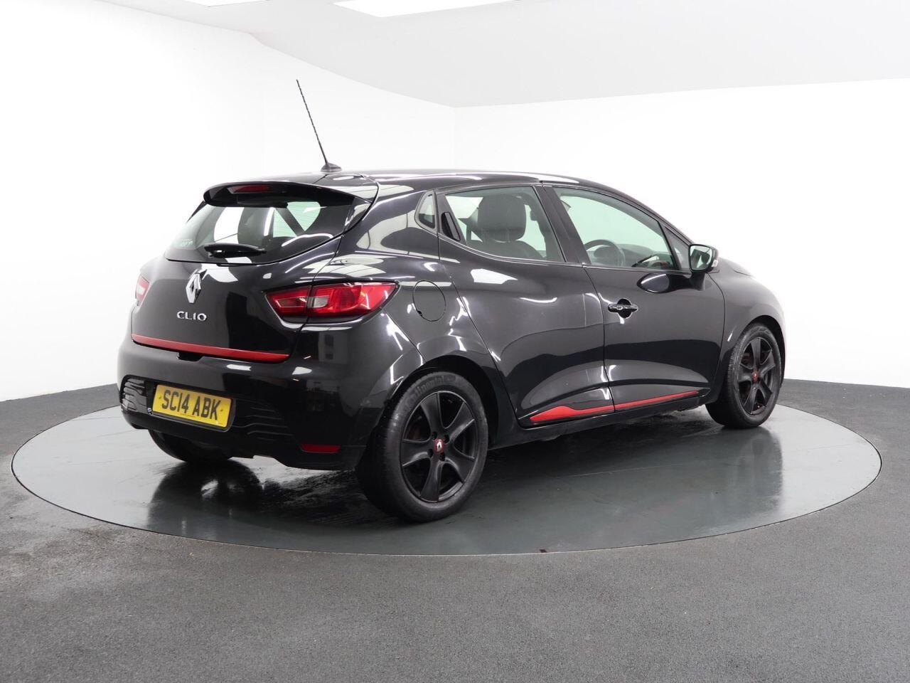 Renault Clio - Image 12