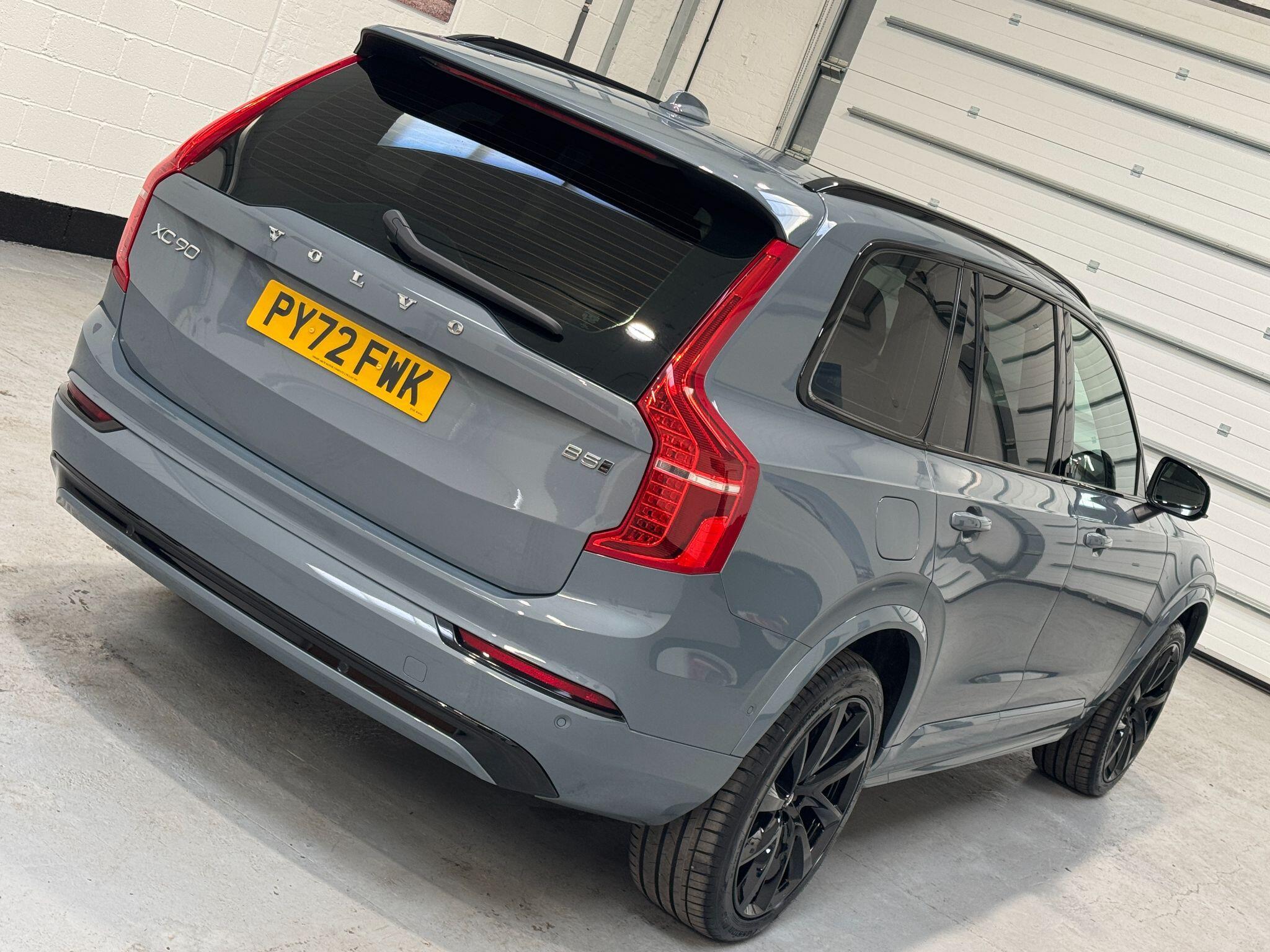 Volvo XC90 - Image 32