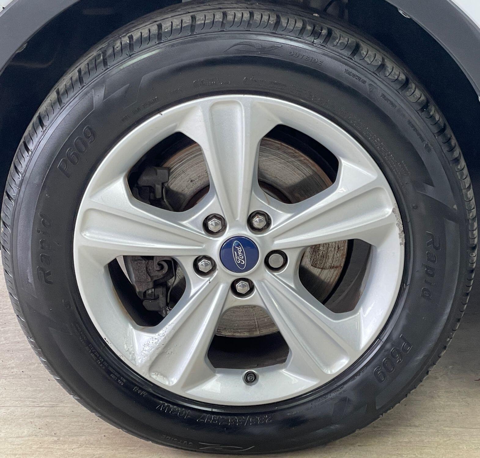 Ford Kuga - Image 16