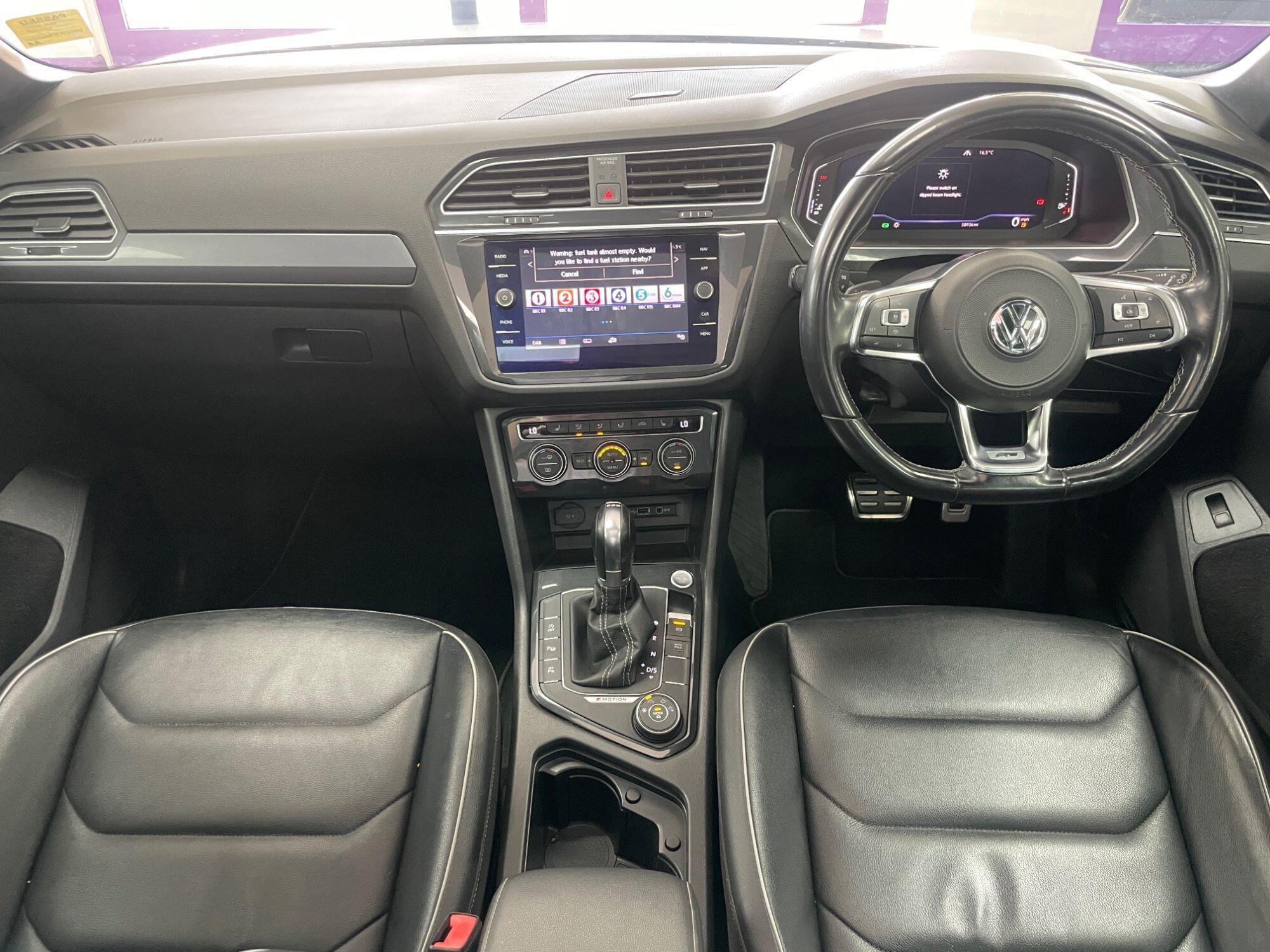 Volkswagen Tiguan - Image 2