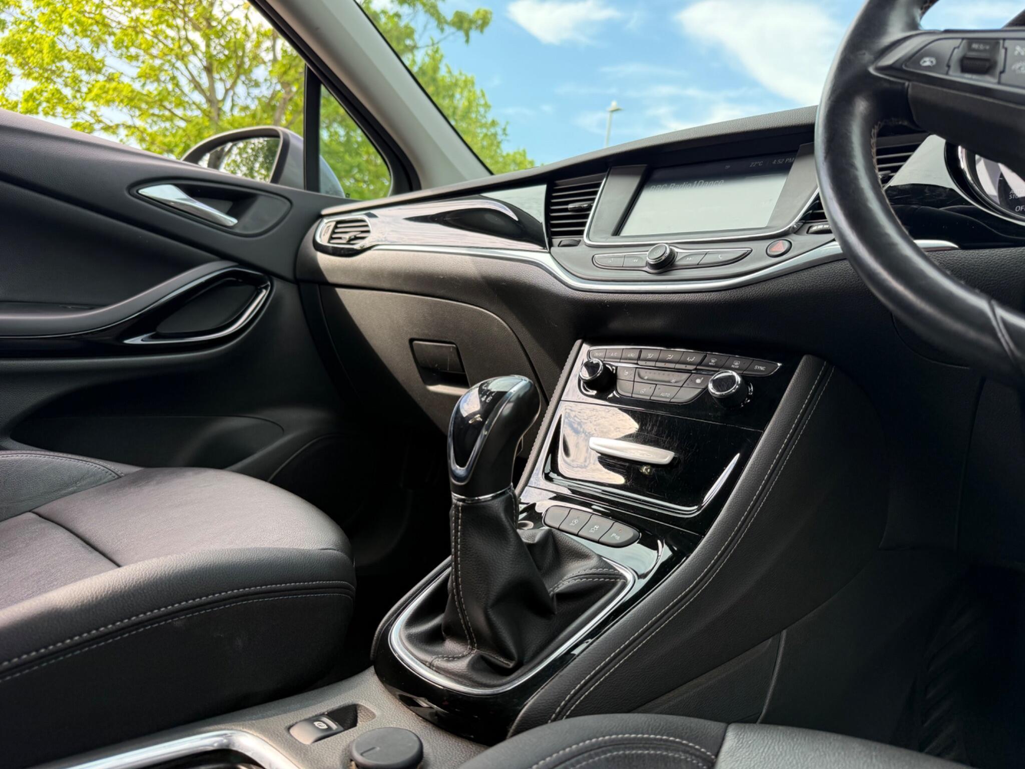 Vauxhall Astra - Image 10
