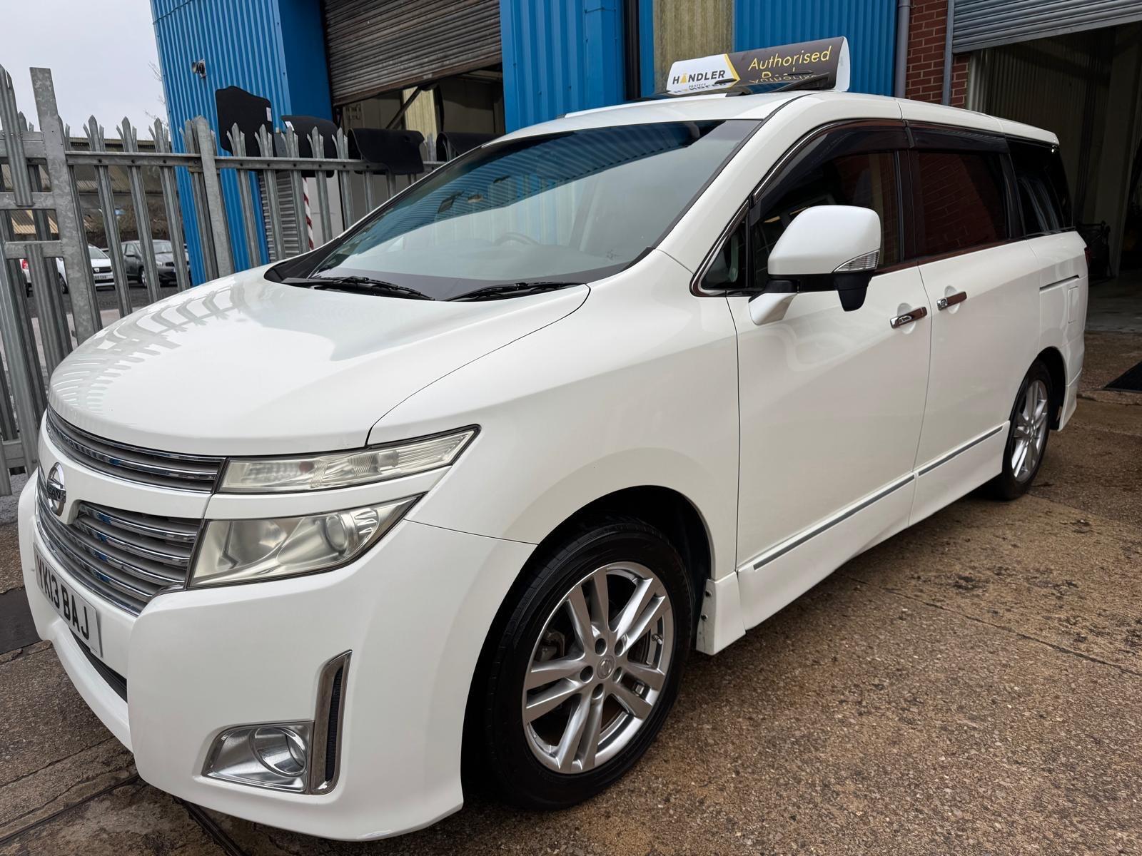 Nissan Elgrand - Image 17