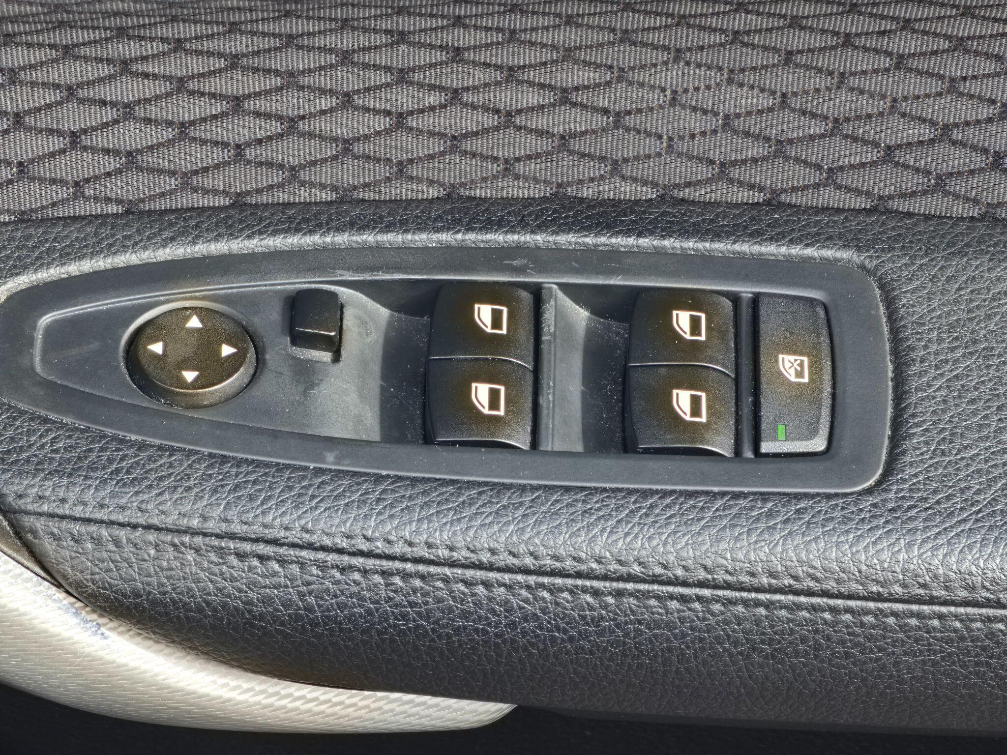 BMW 1 Series - Image 31