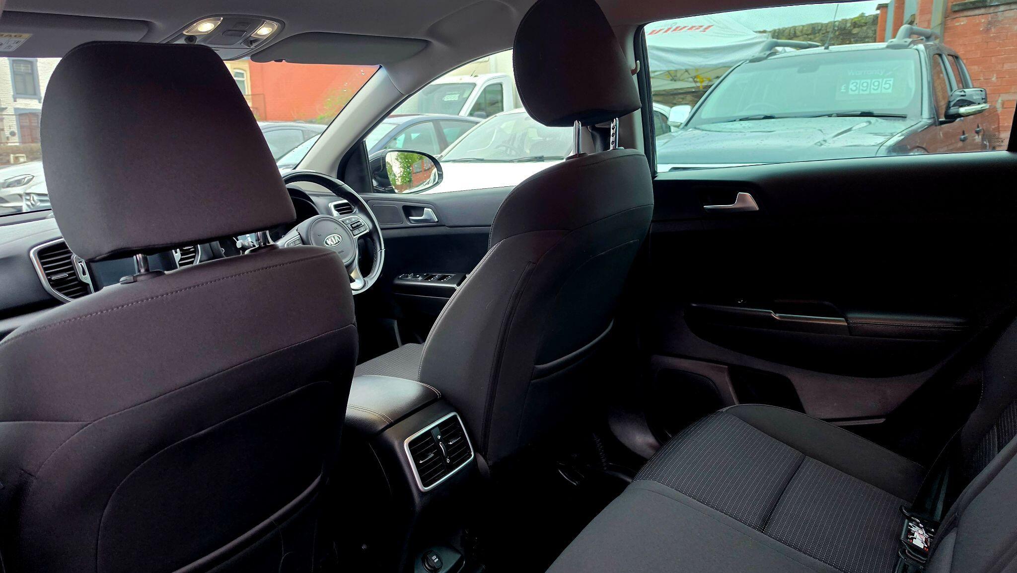 Kia Sportage - Image 17