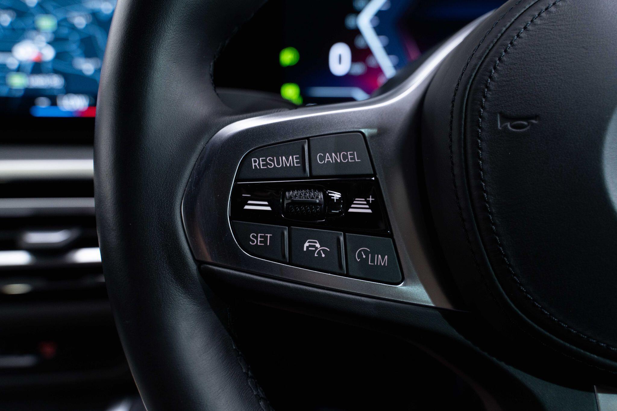 BMW I4 - Image 14