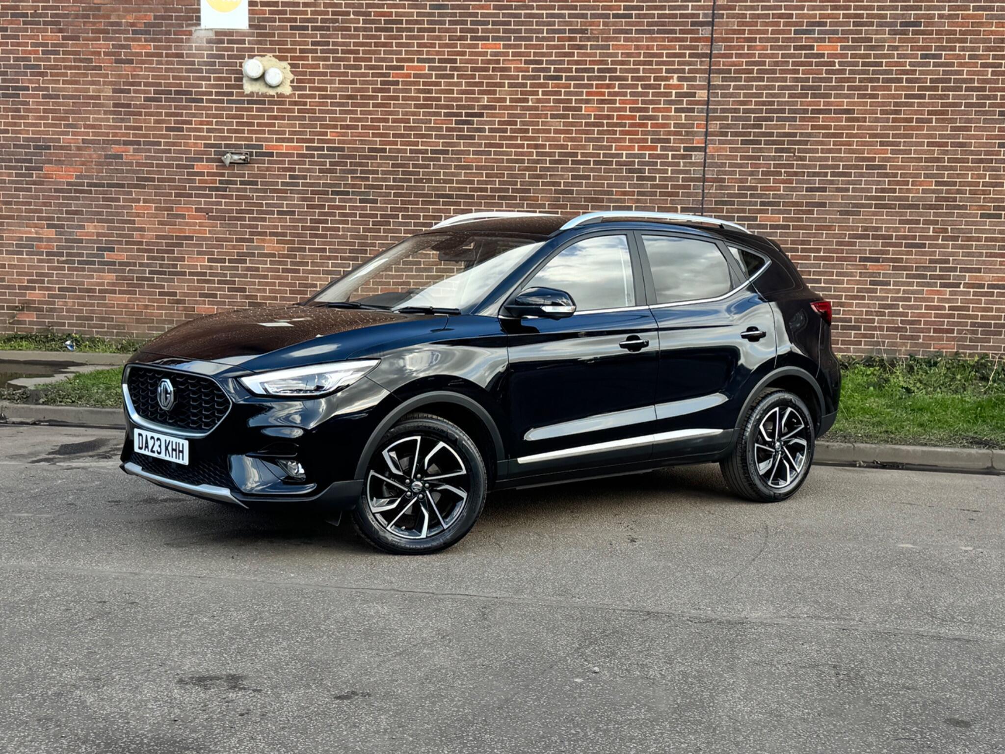 MG MG ZS - Image 2