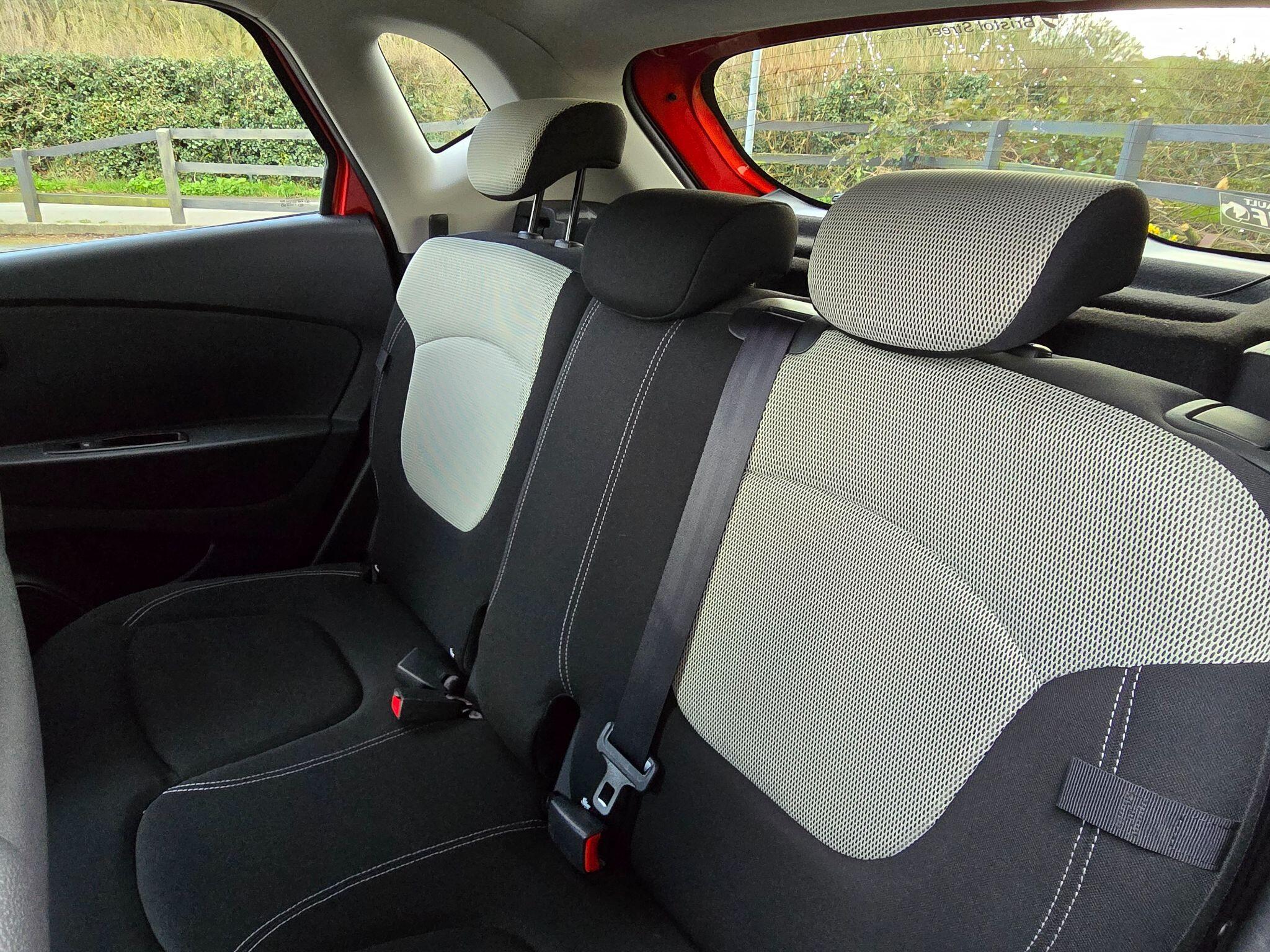 Renault Captur - Image 7