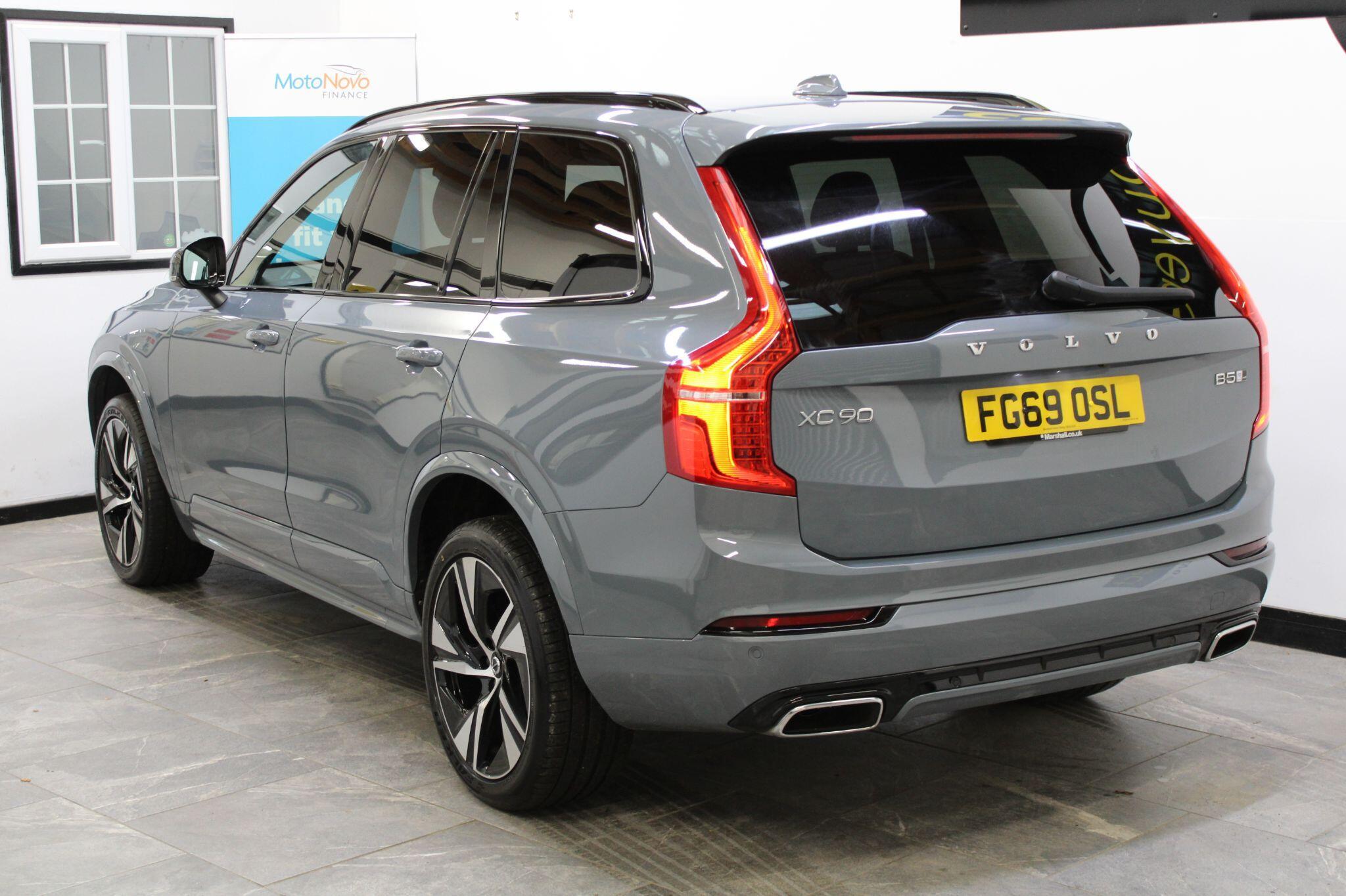 Volvo XC90 - Image 19