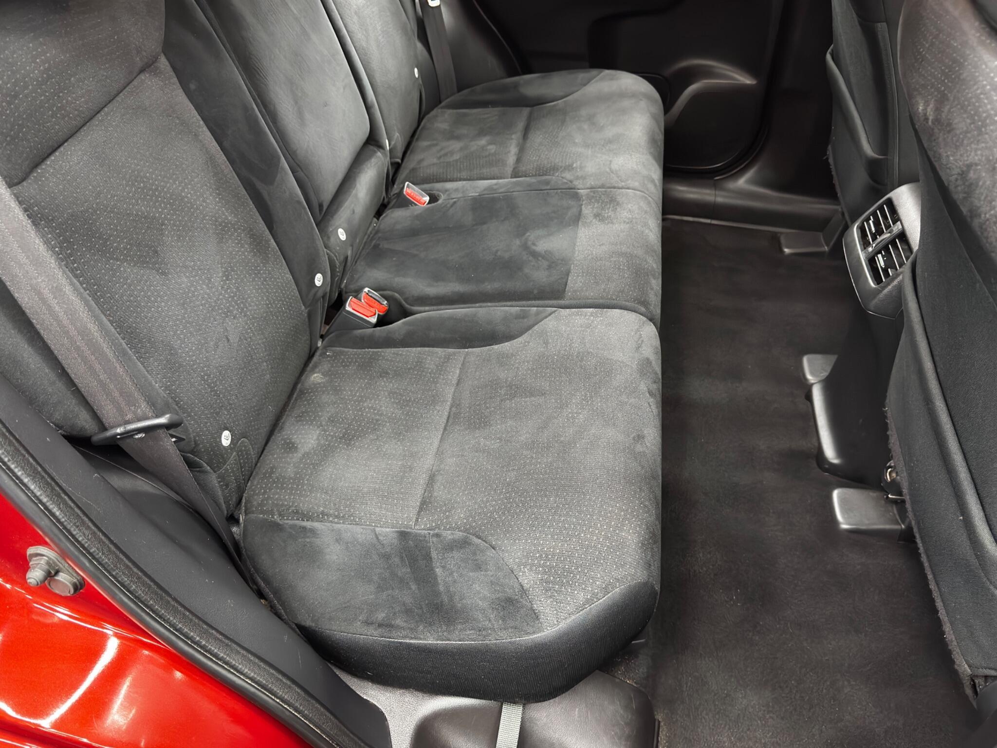 Honda CR-V - Image 16