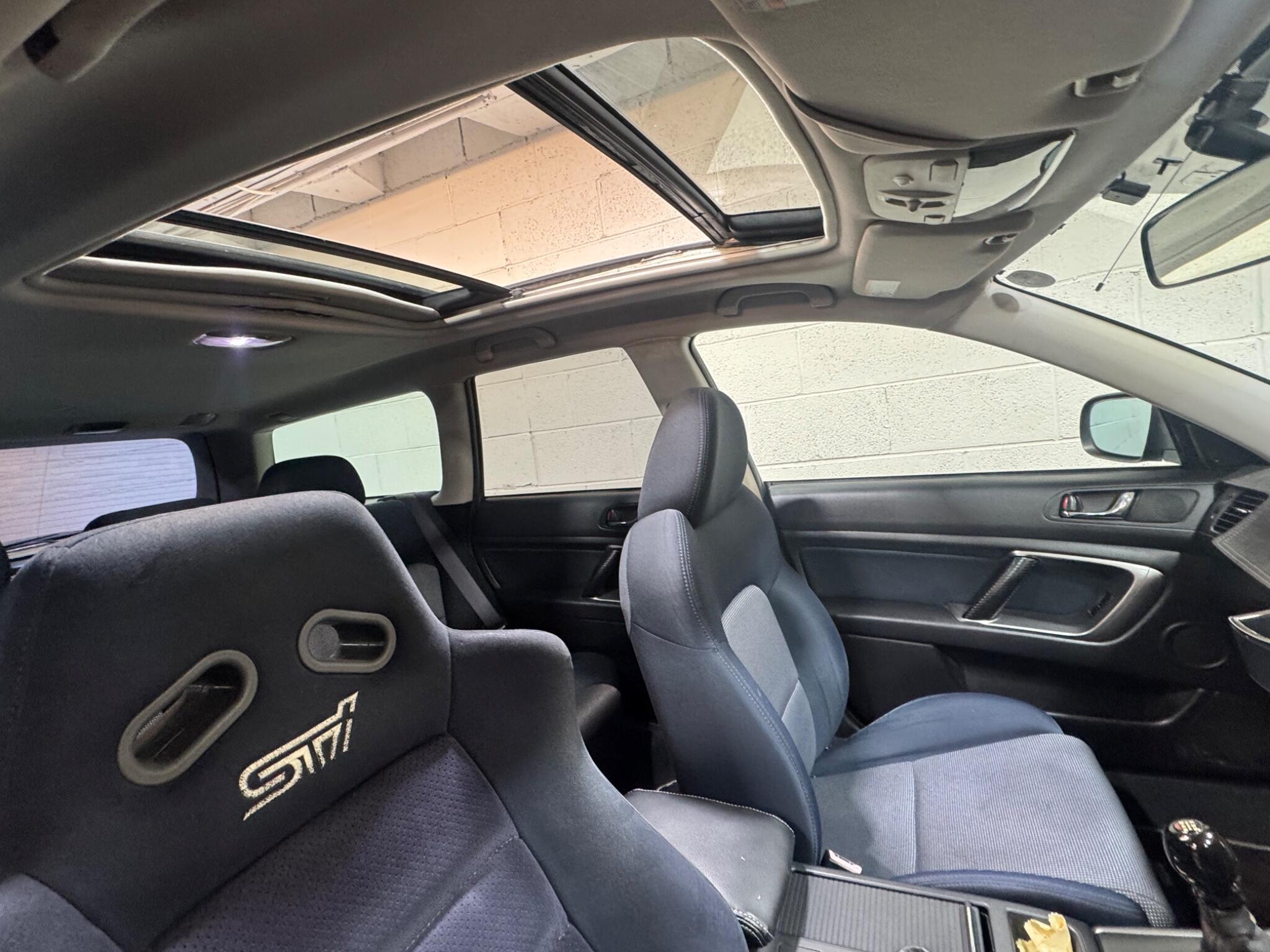 Subaru Legacy - Image 9