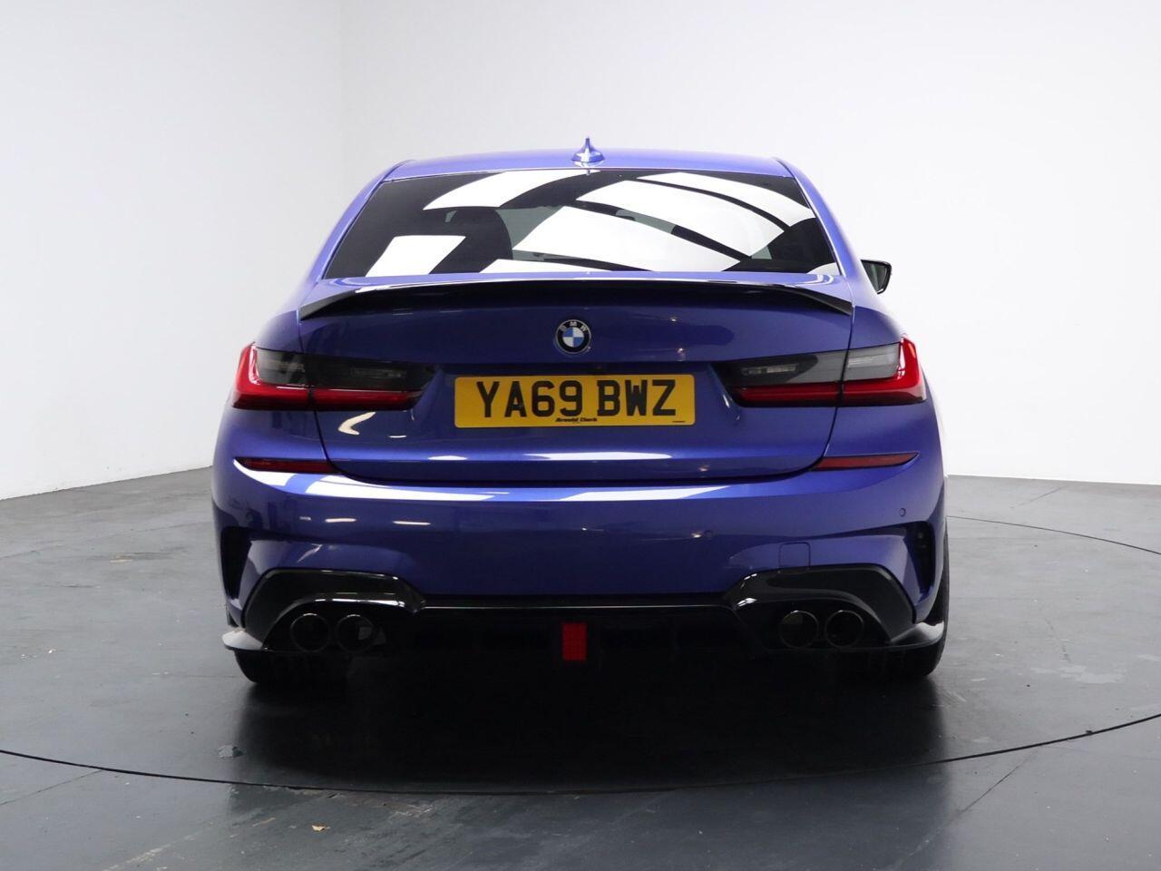 BMW 3 Series - Image 11