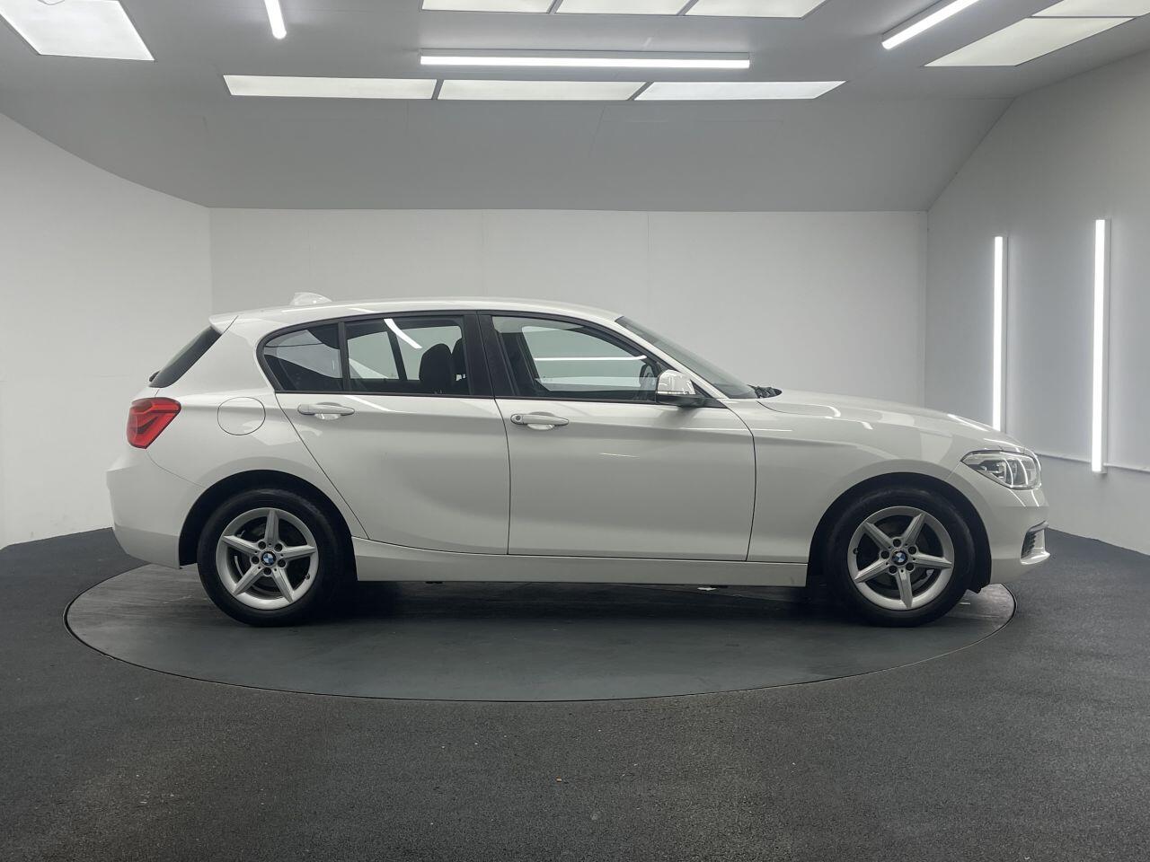 BMW 1 Series - Image 13