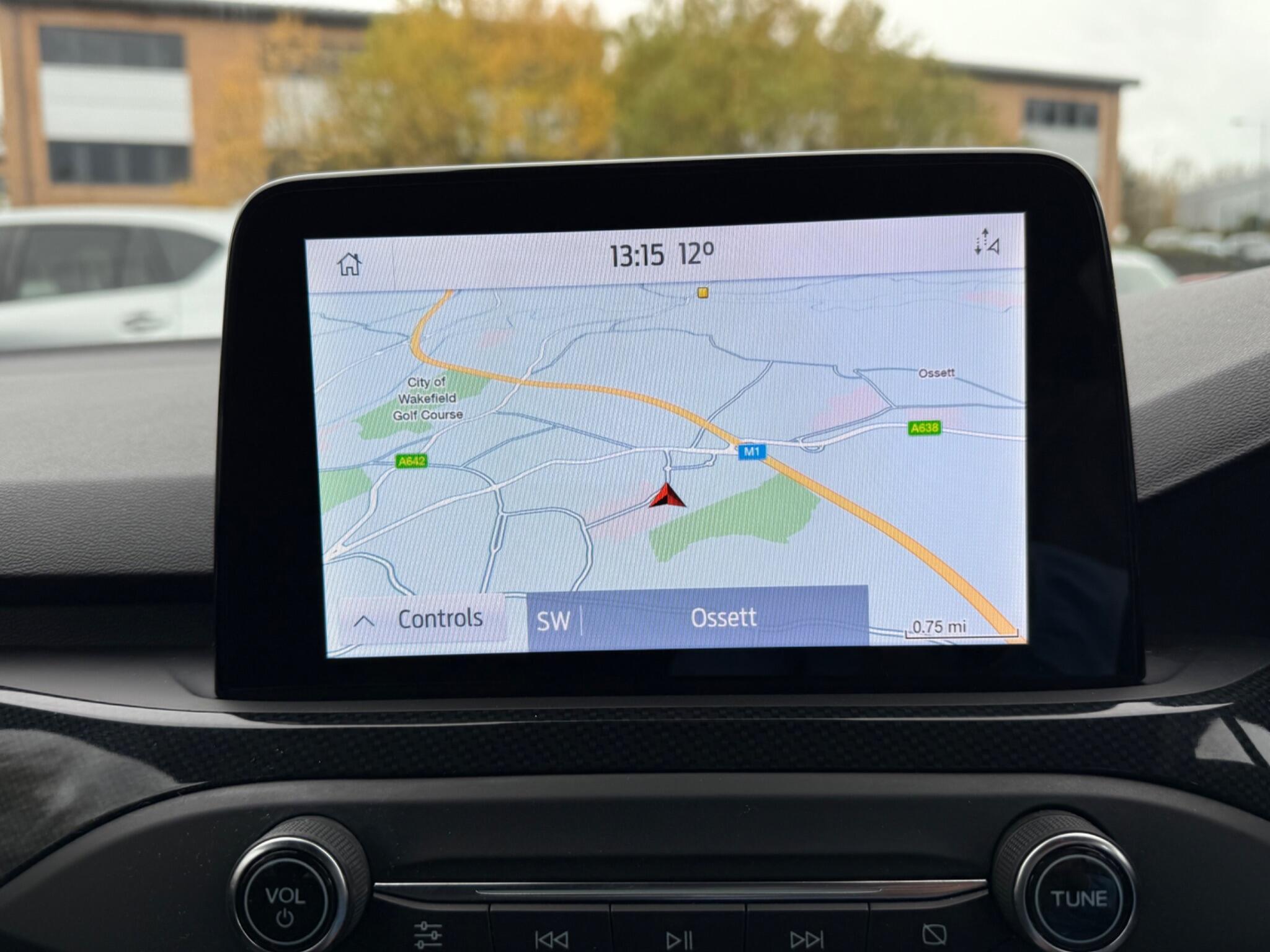 Ford Focus - Image 30