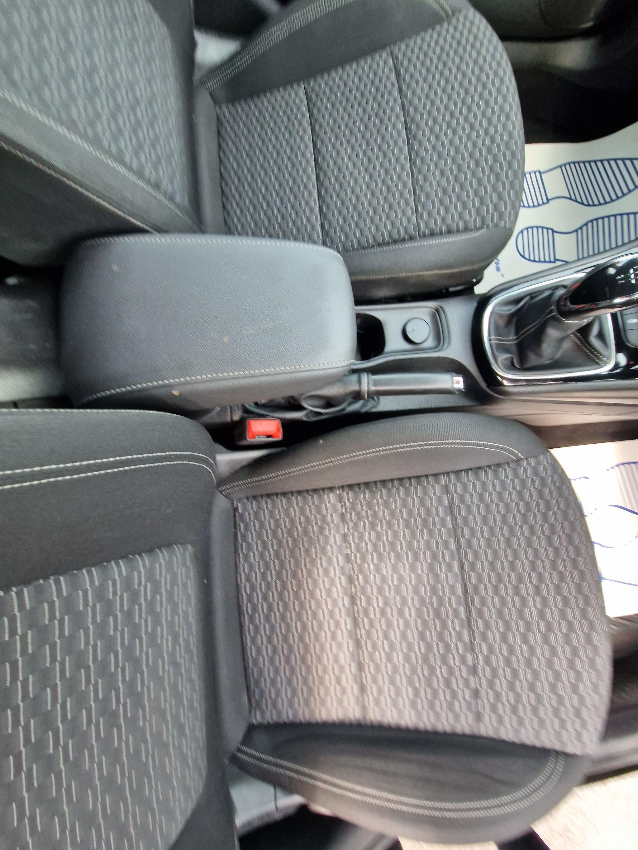 Vauxhall Astra - Image 29