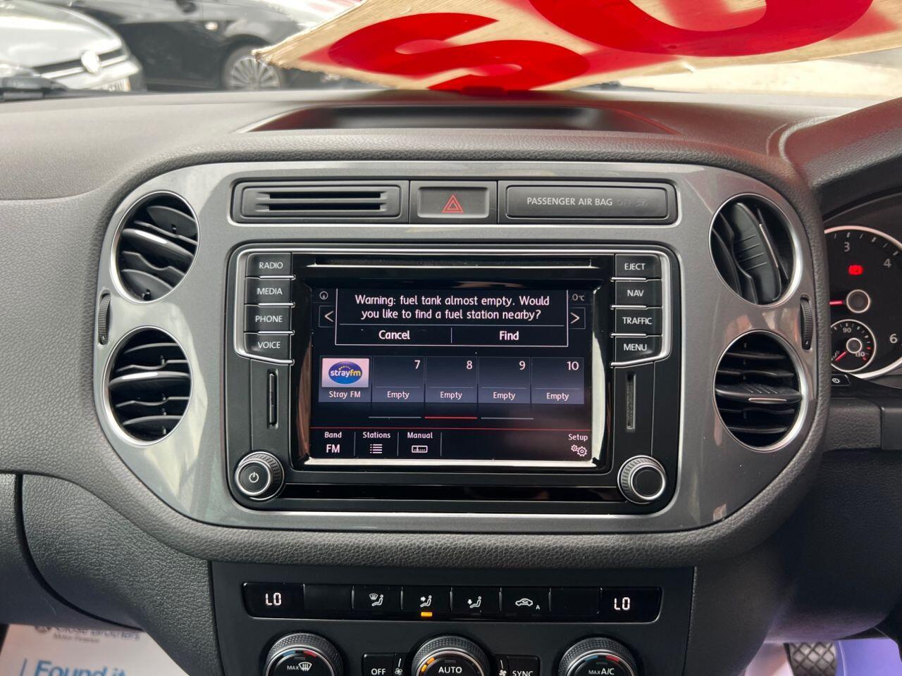 Volkswagen Tiguan - Image 20