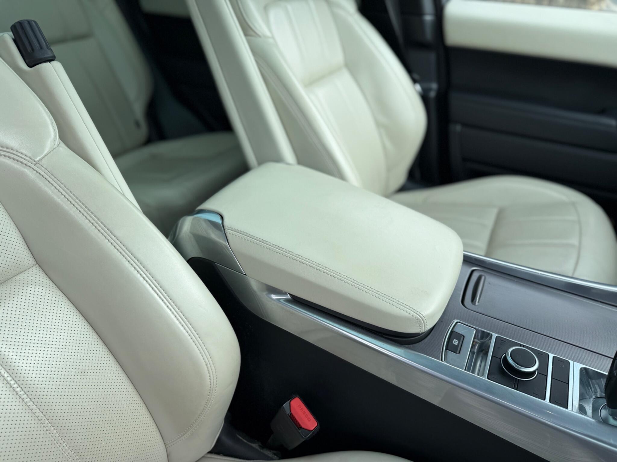 Land Rover RANGE ROVER SPORT - Image 12