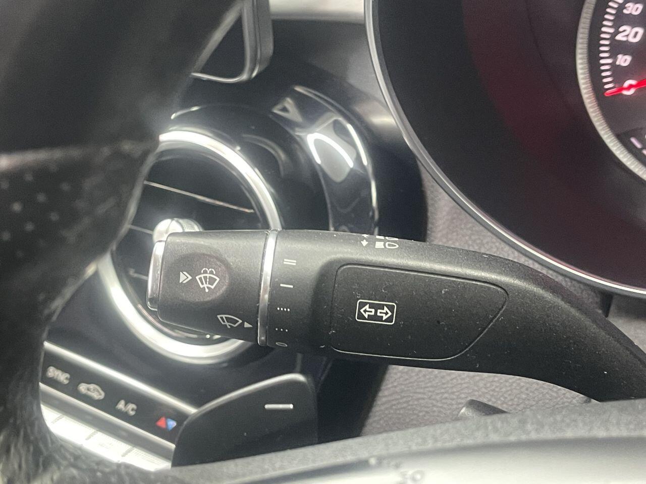 Mercedes C-Class - Image 26