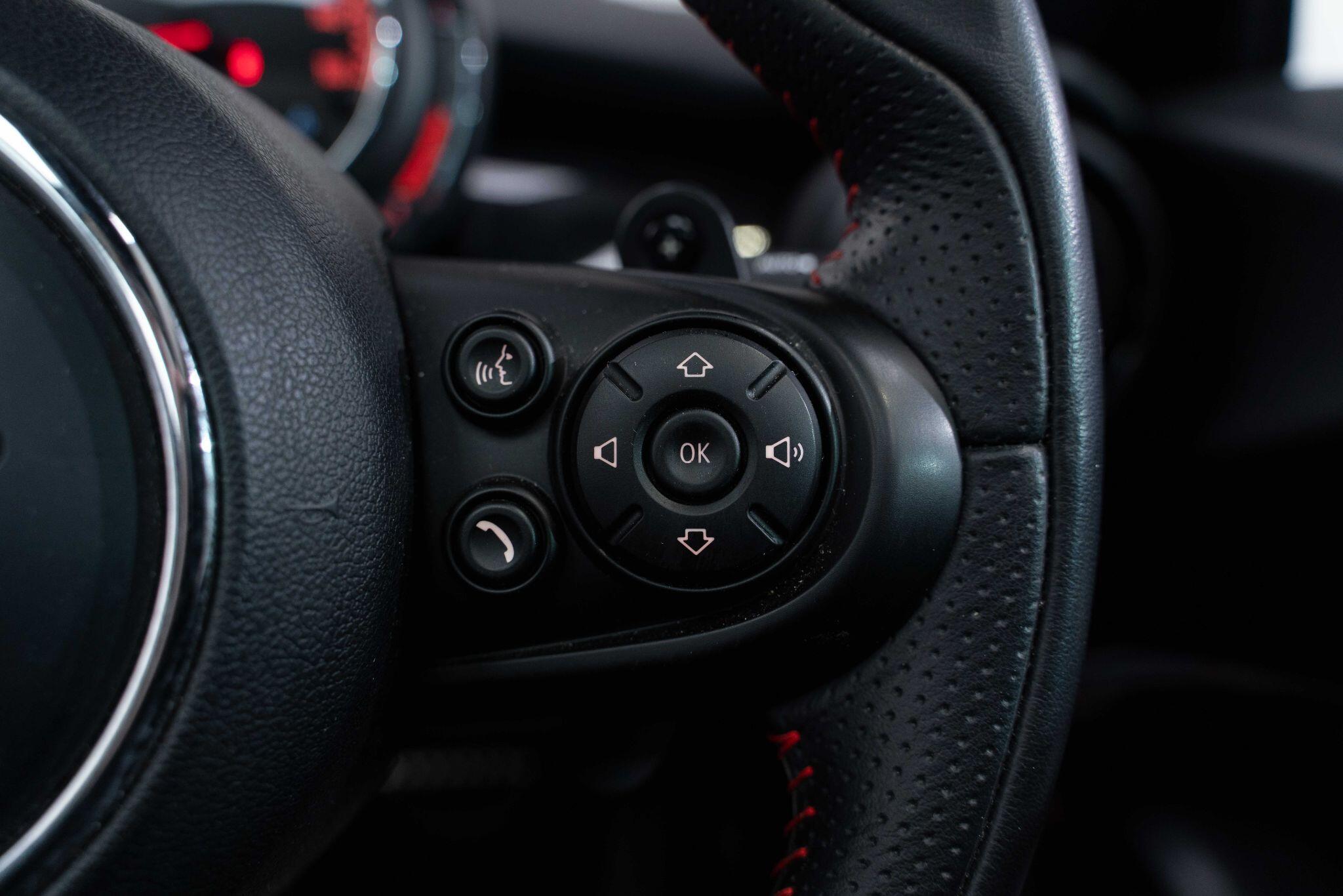 MINI Hatch - Image 21