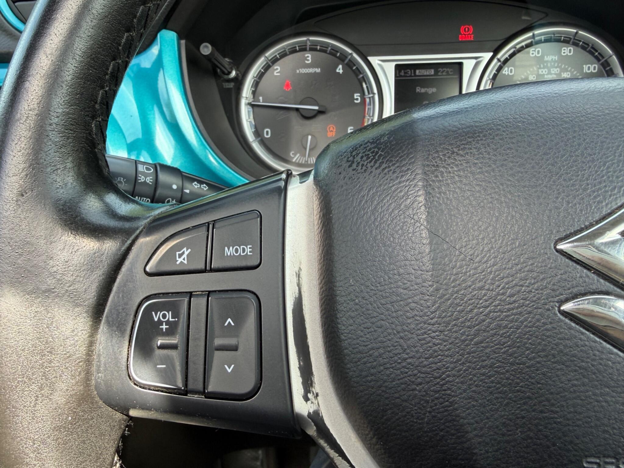 Suzuki Vitara - Image 17