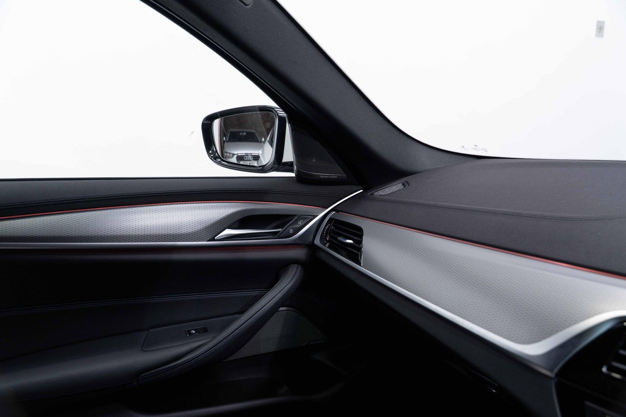 BMW 5 Series - Image 3