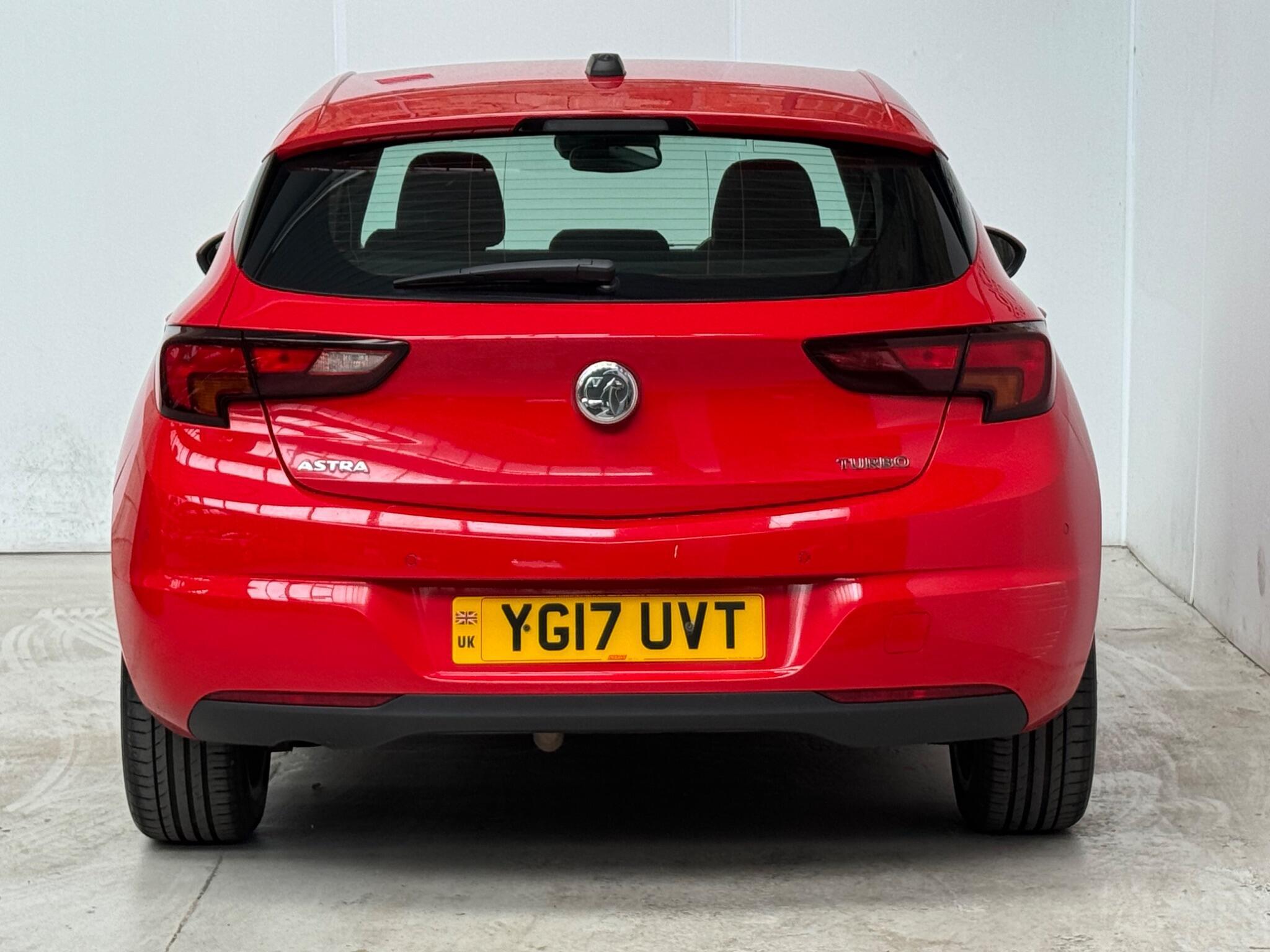 Vauxhall Astra - Image 6