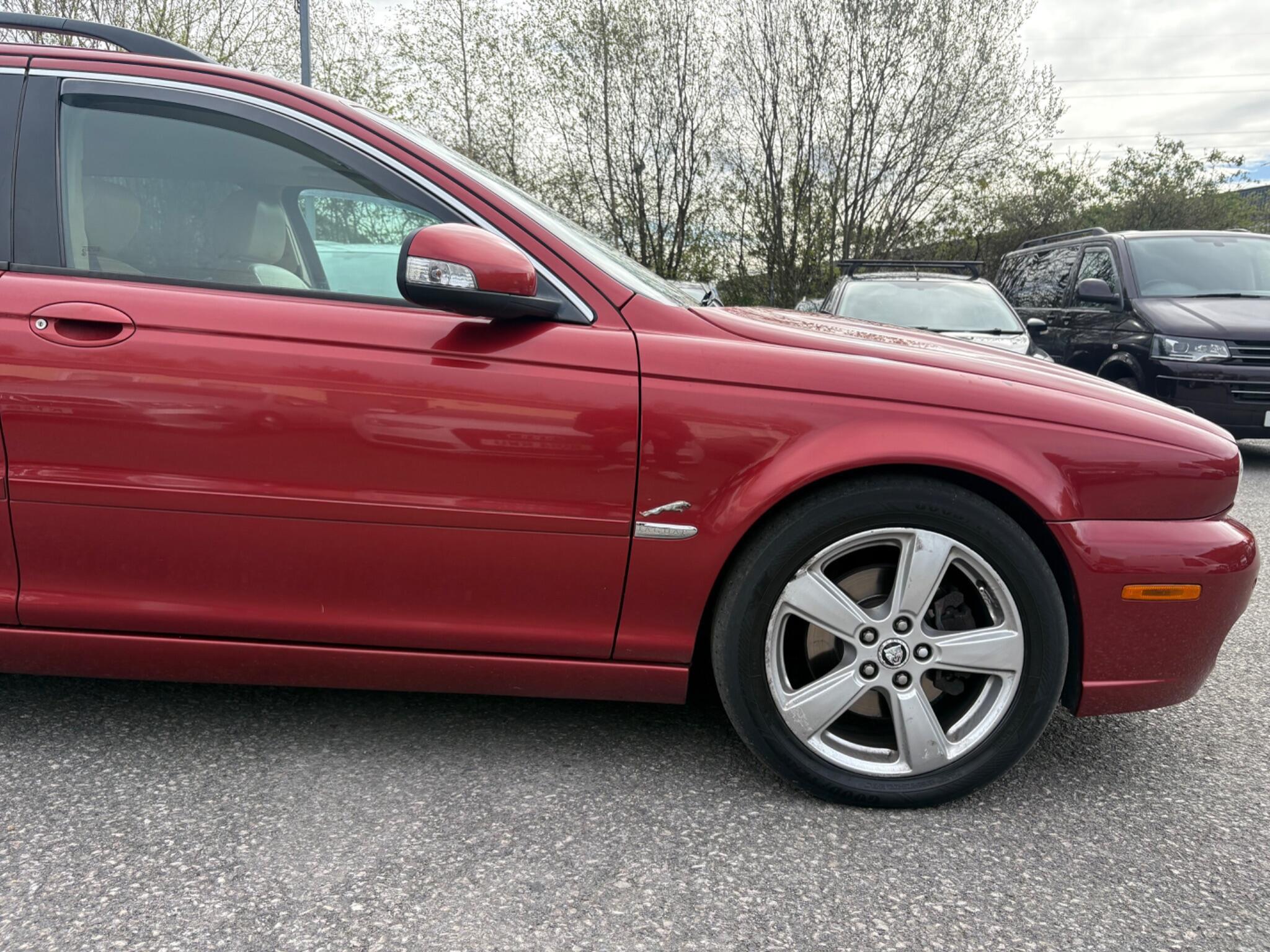 Jaguar X-TYPE - Image 23