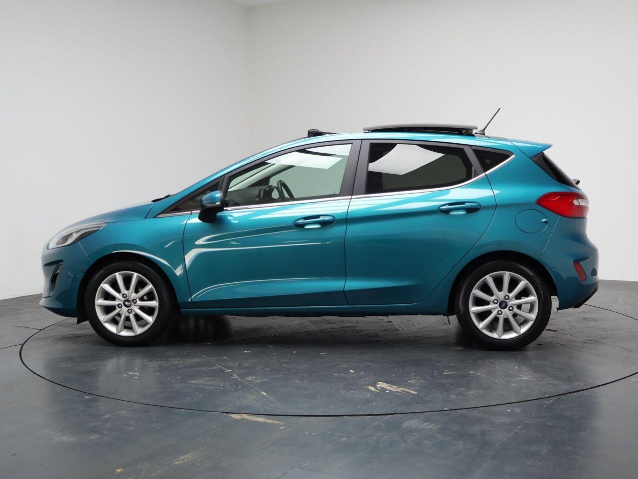 Ford Fiesta - Image 8