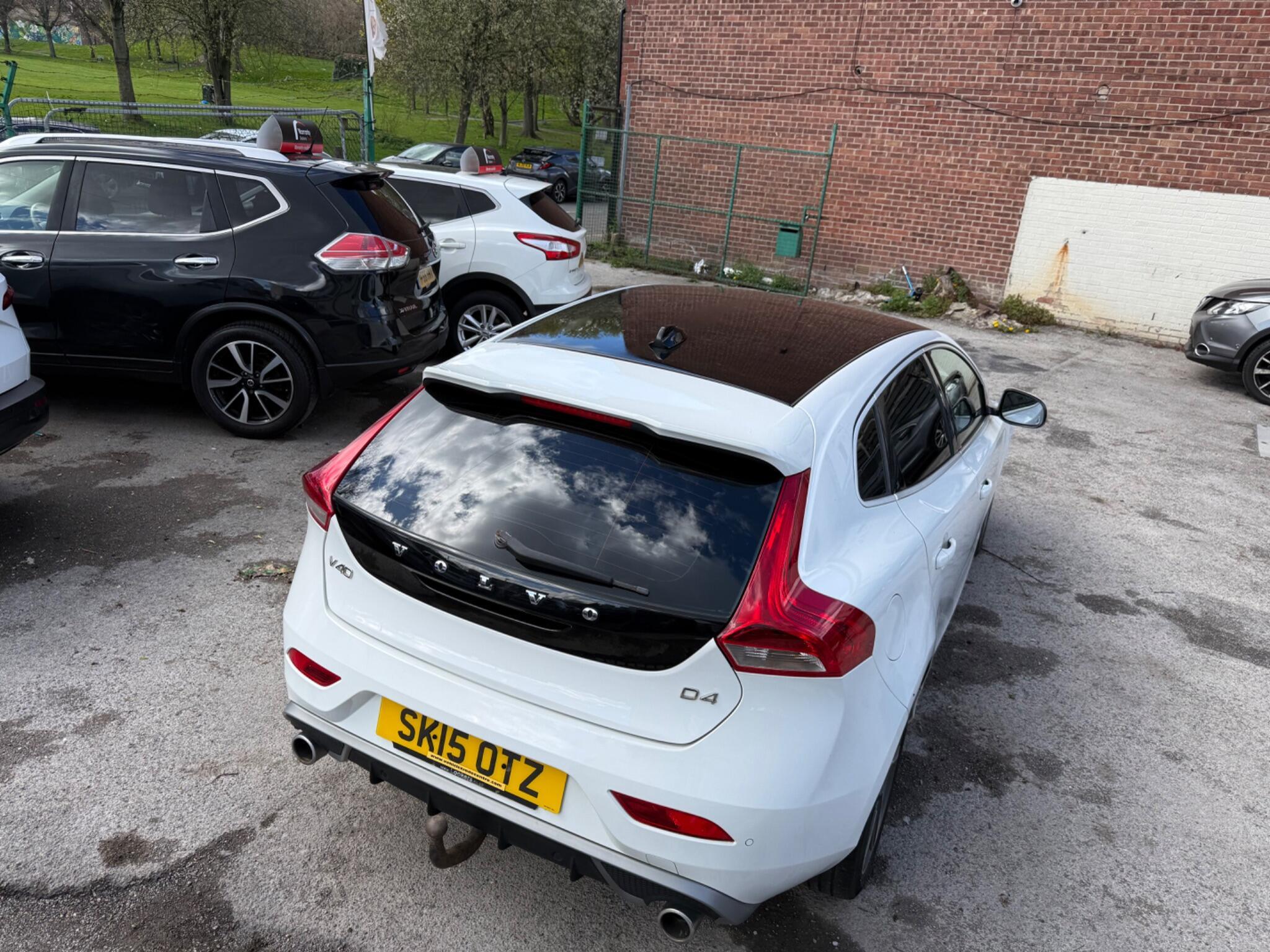 Volvo V40 - Image 26