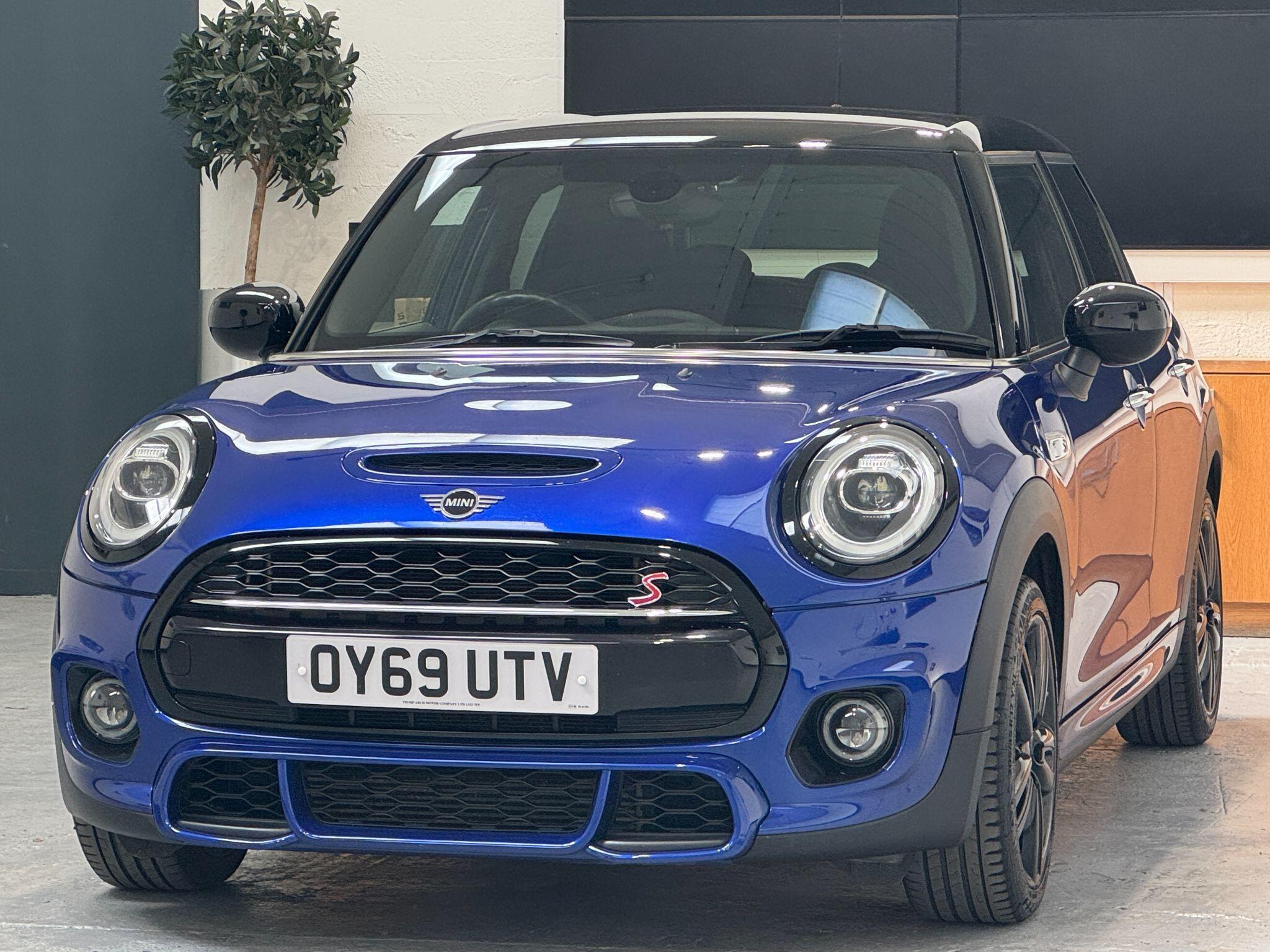 MINI Hatch - Image 4
