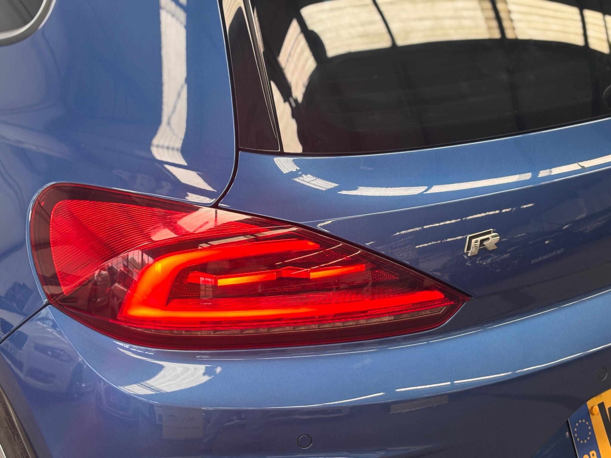 Volkswagen Scirocco - Image 9