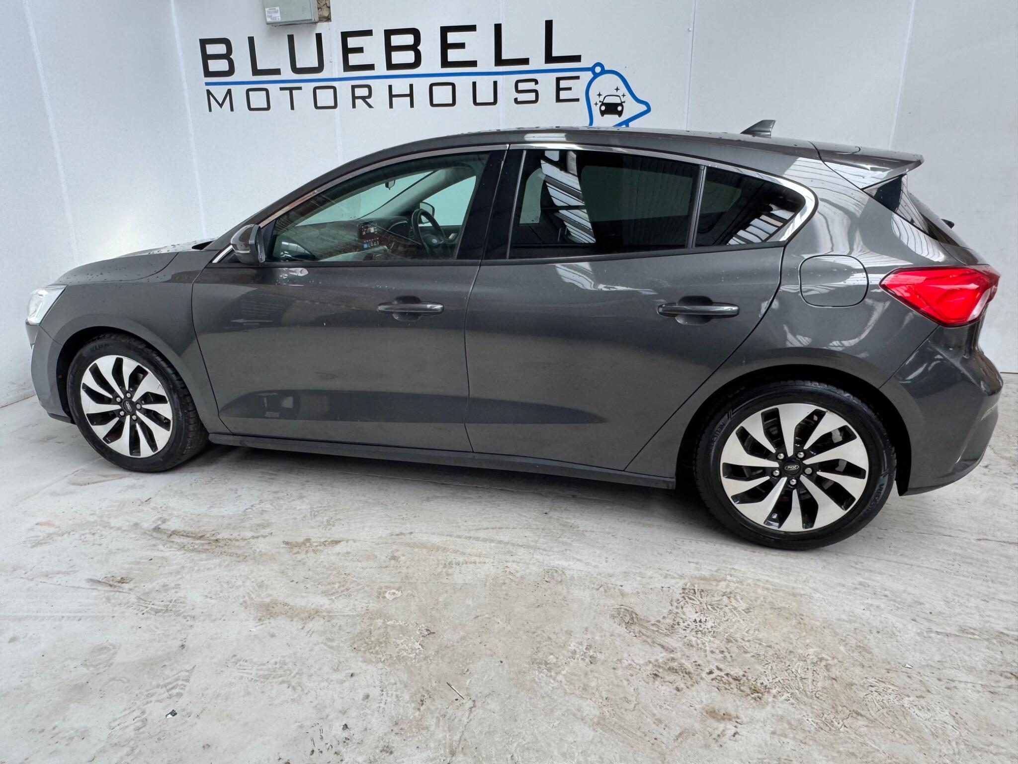 Ford Focus - Image 8