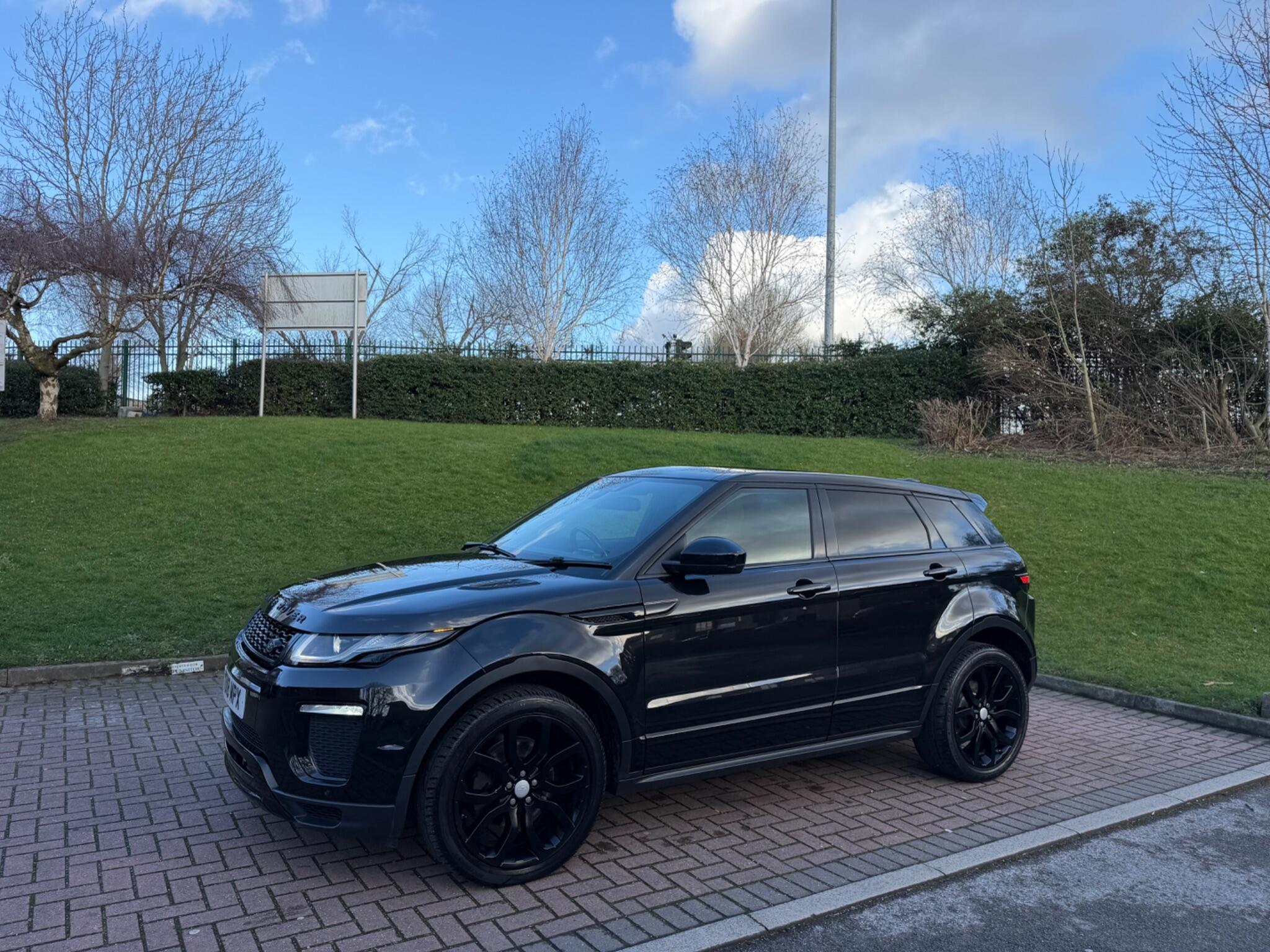 Land Rover Range Rover Evoque - Image 10