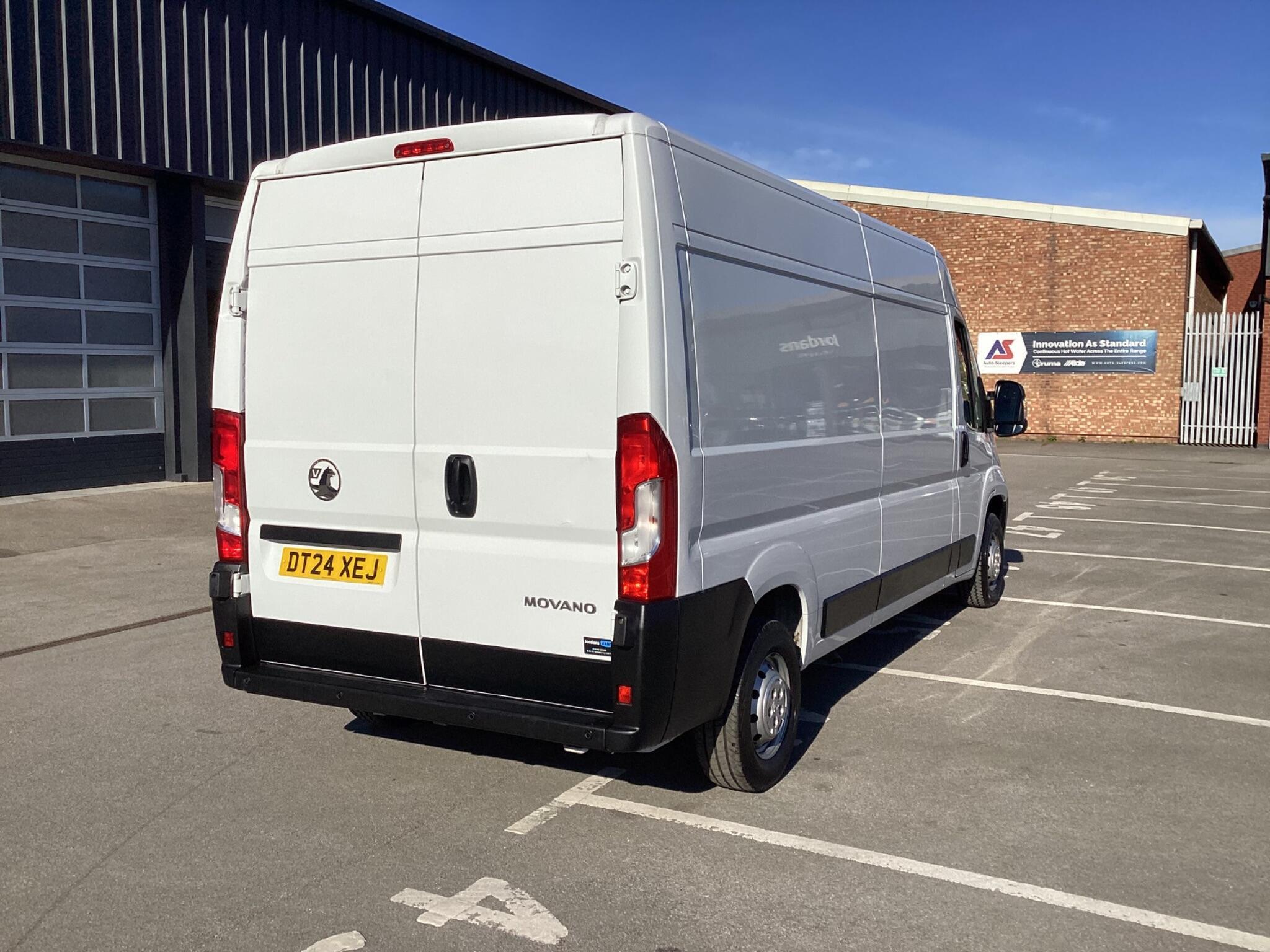Vauxhall Movano - Image 7