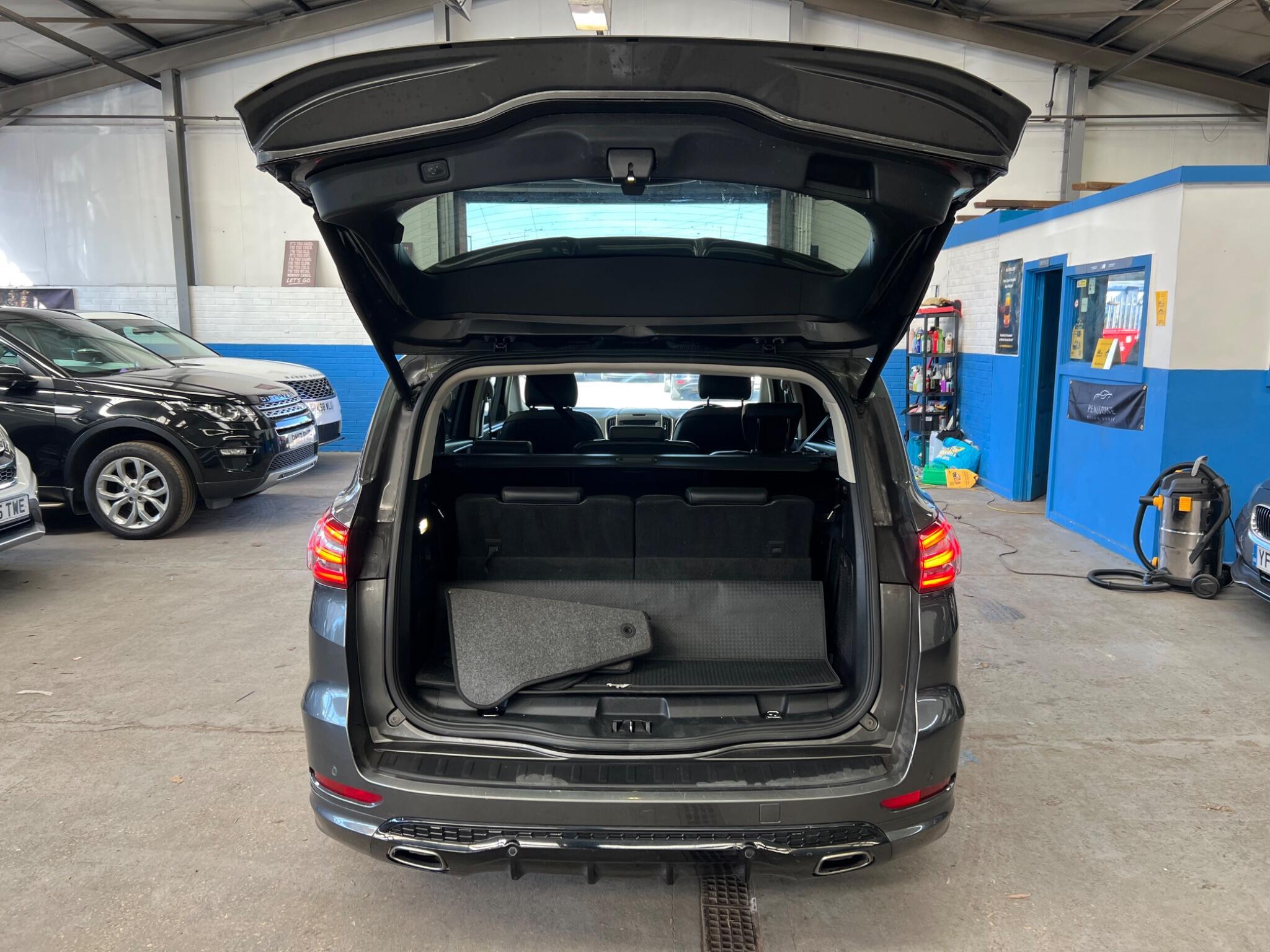 Ford S-MAX - Image 29