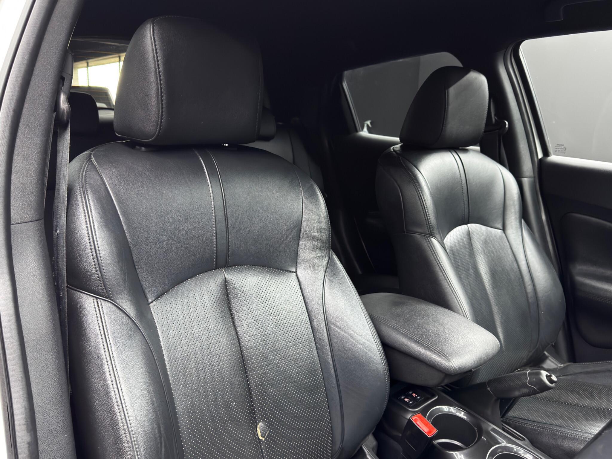 Nissan Juke - Image 12