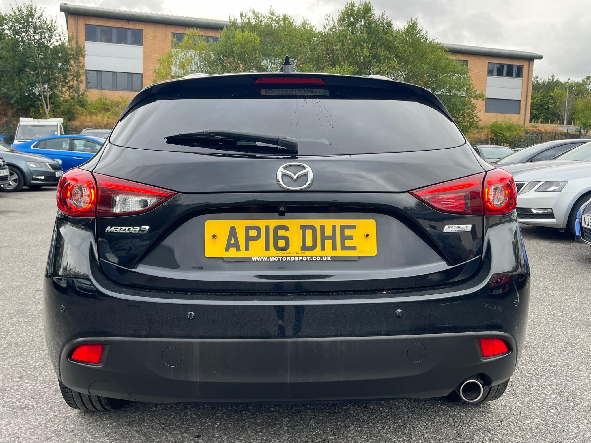 Mazda MAZDA3 - Image 10