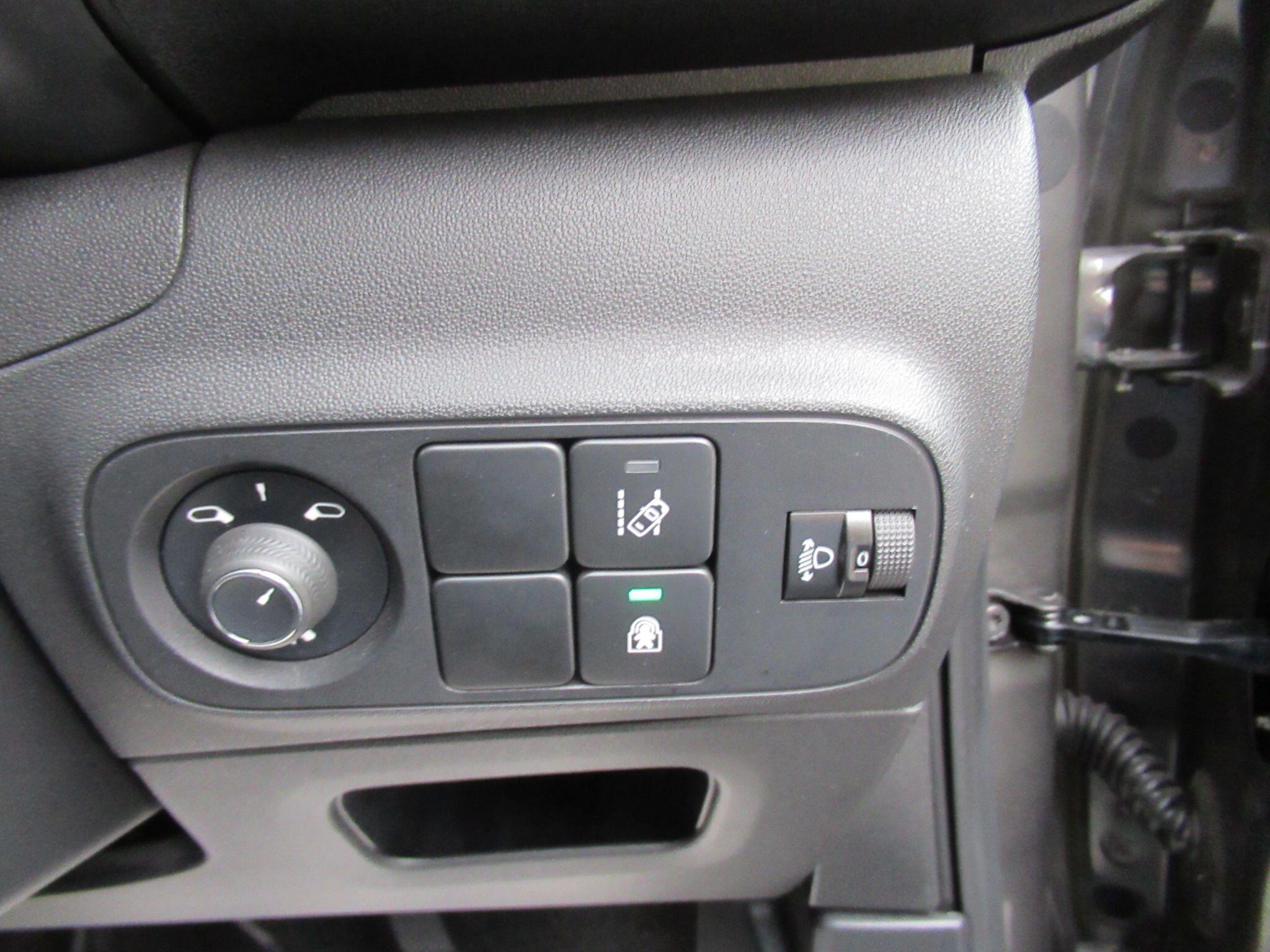 Citroen C3 - Image 23