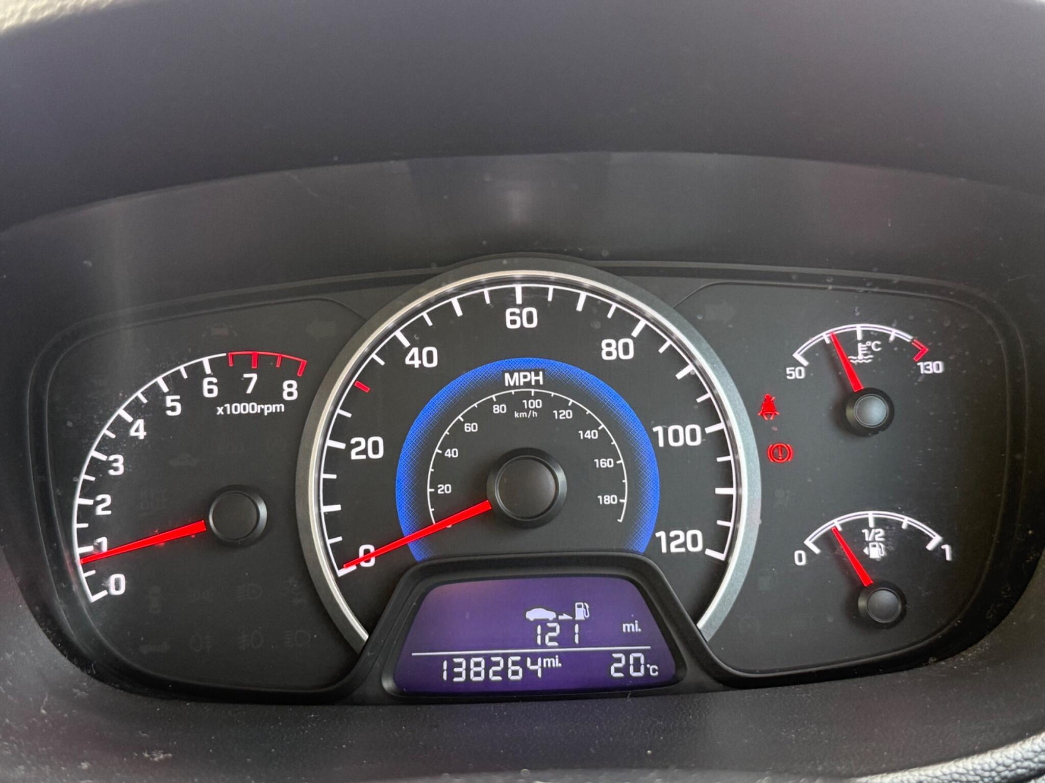 Hyundai i10 - Image 34