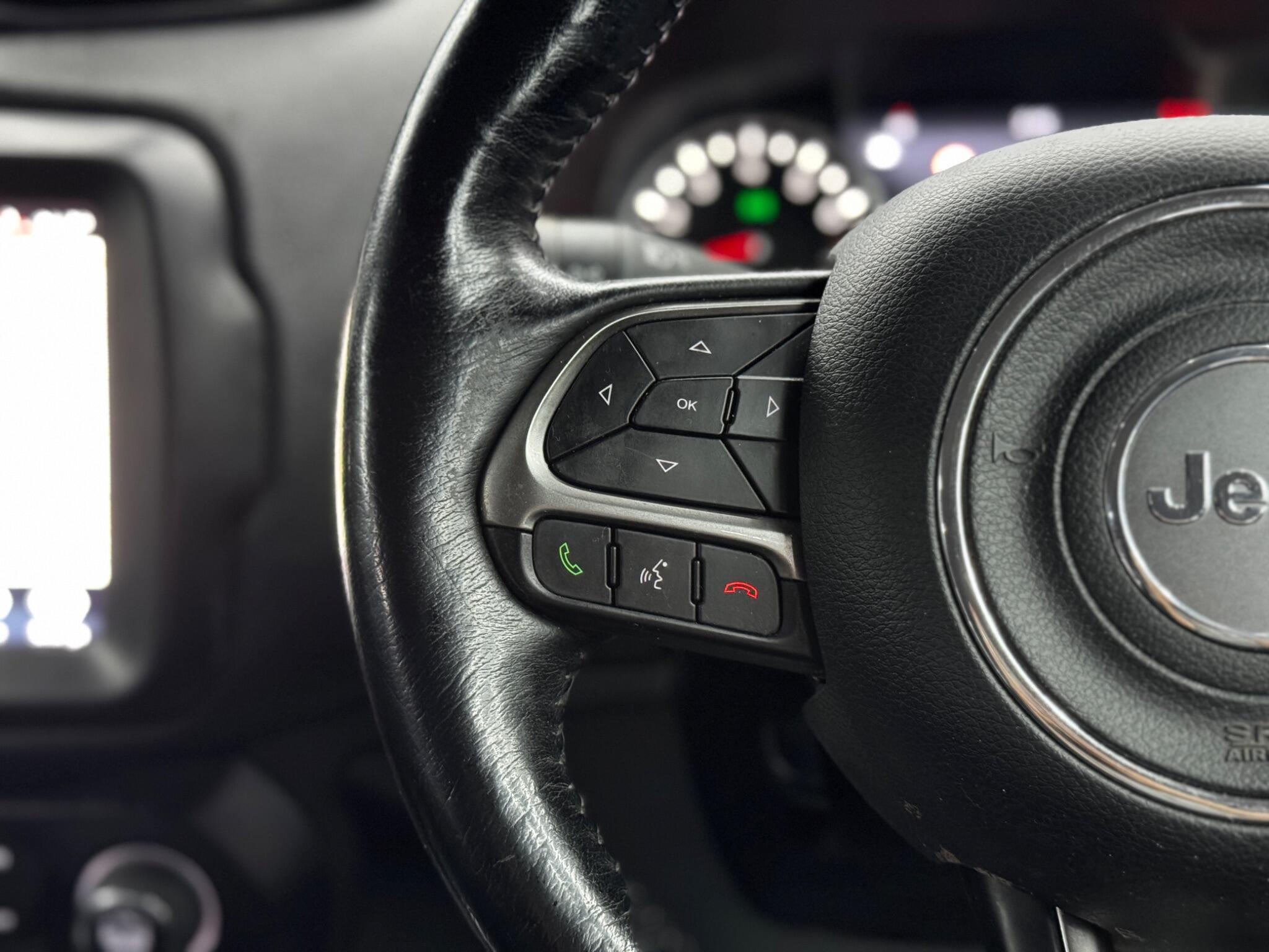 Jeep Renegade - Image 20