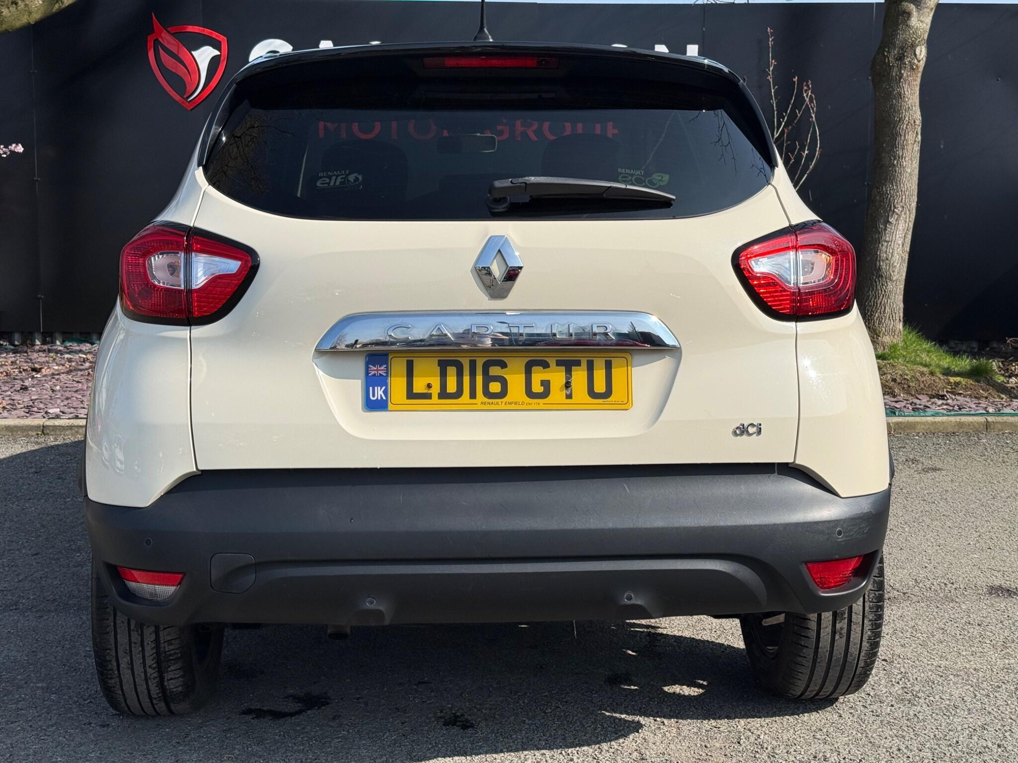 Renault Captur - Image 10