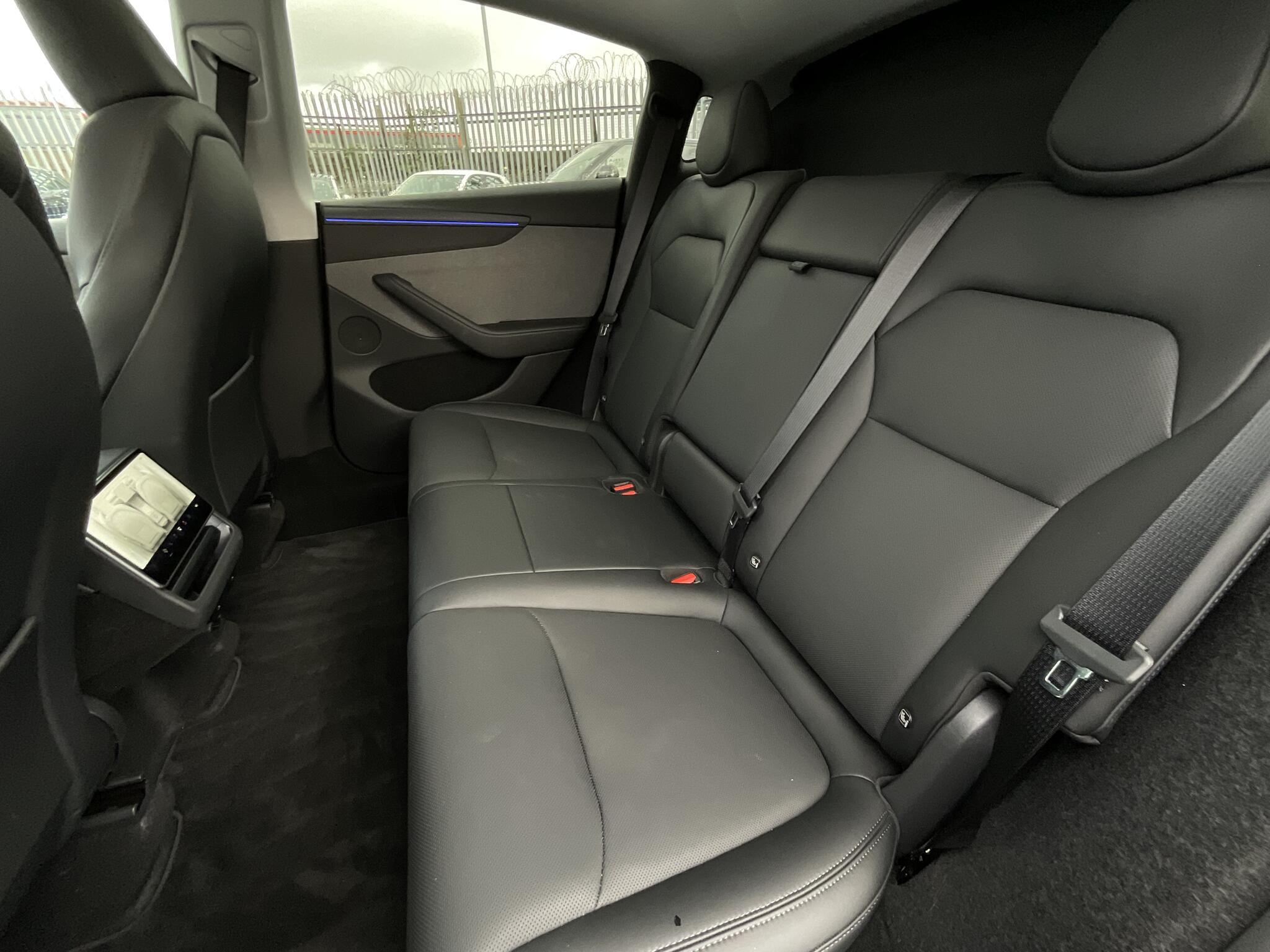 Tesla Model Y - Image 14