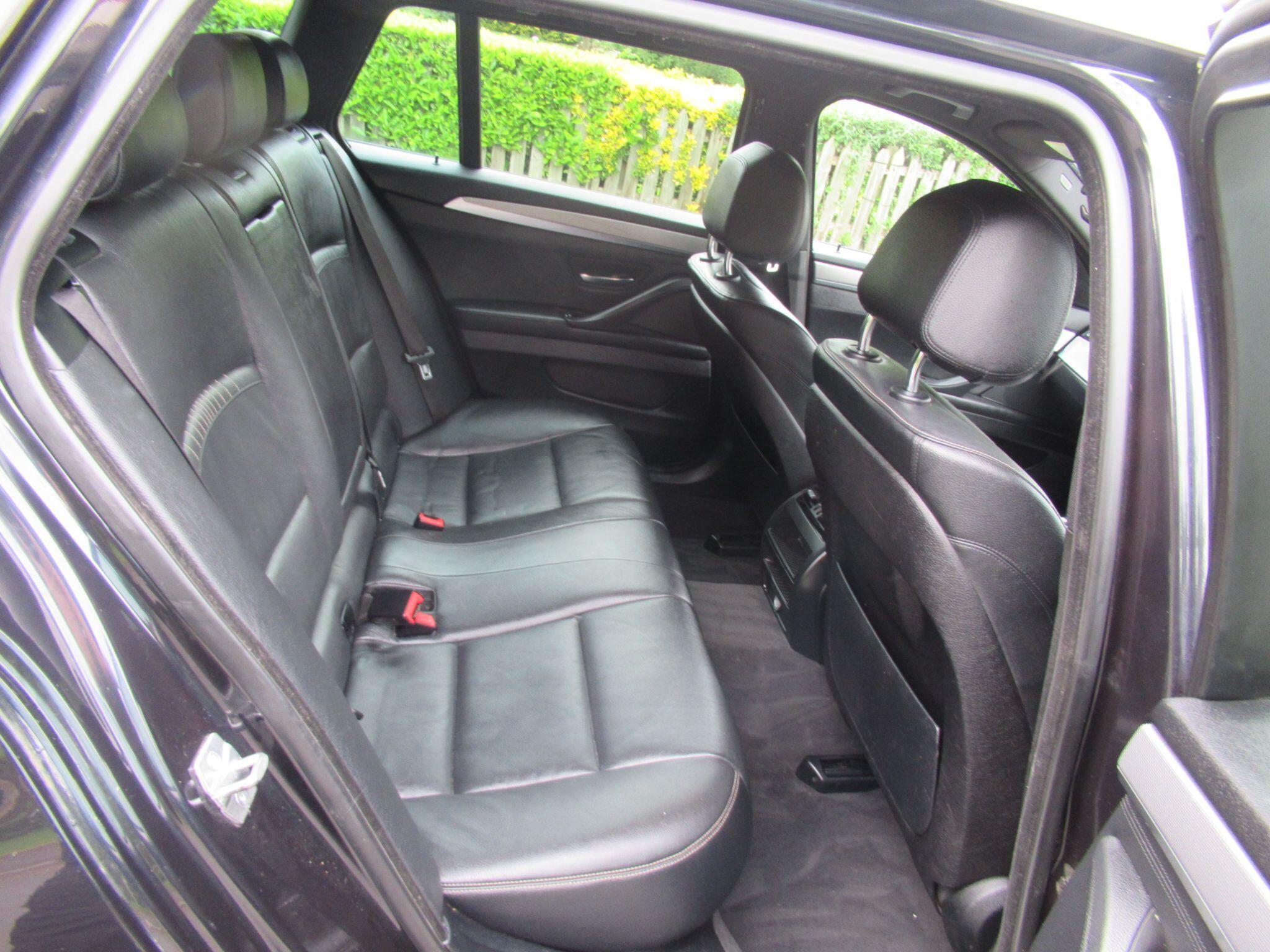 BMW 5 Series - Image 14