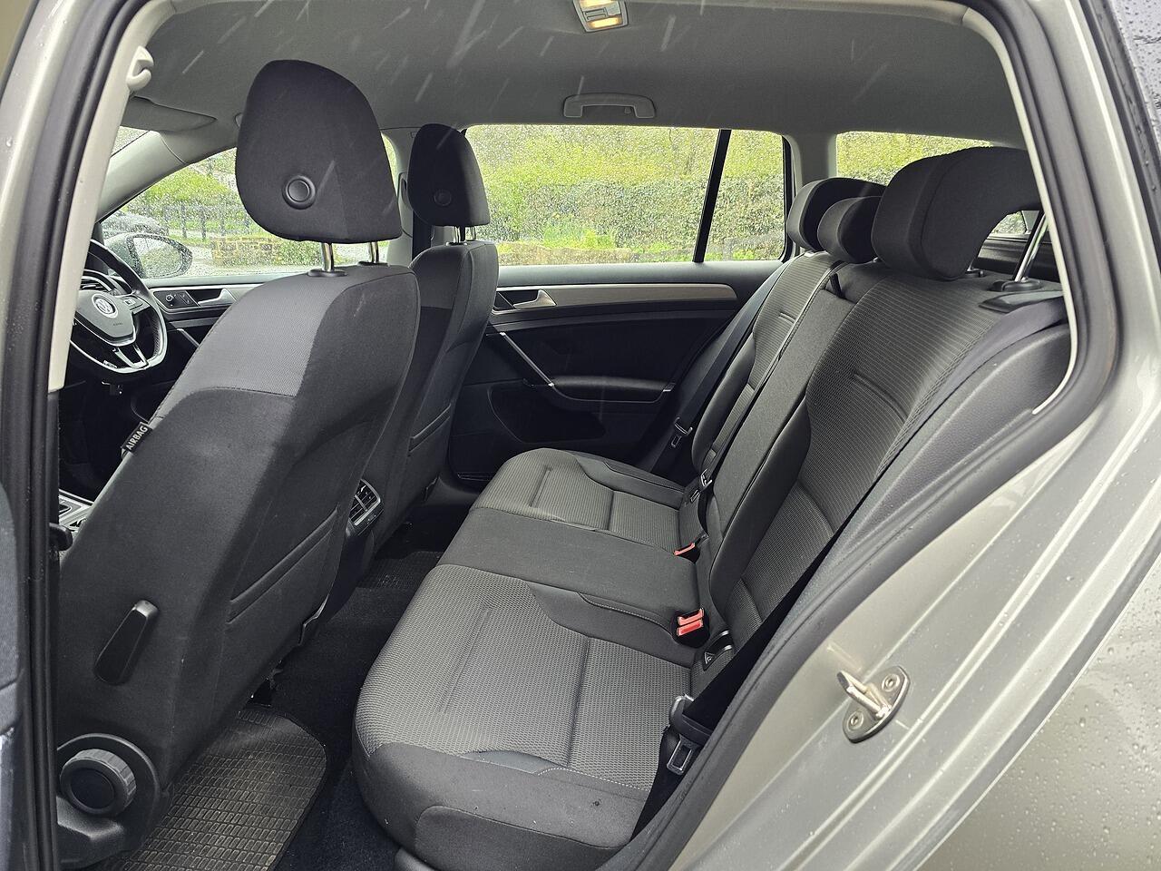 Volkswagen Golf - Image 7